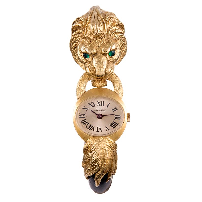 Gelbgoldene Damen-Armbanduhr mit geschnitztem Holz-Löwenkopf, Girod im Angebot 1