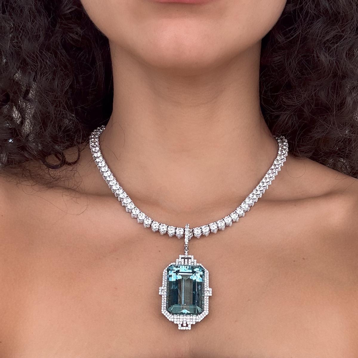 Emerald Cut Buena Vista Aquamarine Pendant For Sale