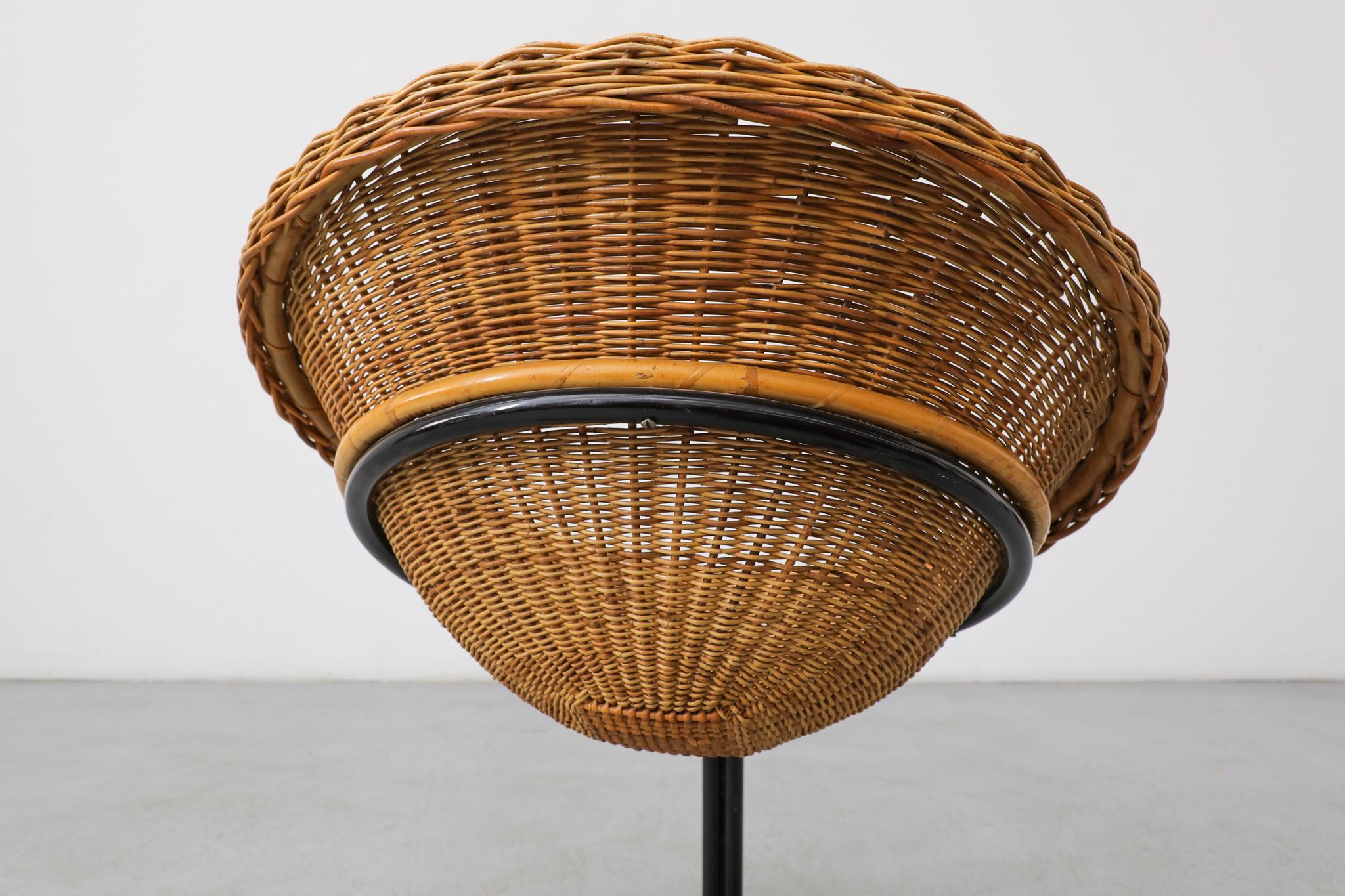 A. Bueno de Mesquita Silla de mimbre flotante de los años 50, Rohe Noordwolde en venta 7