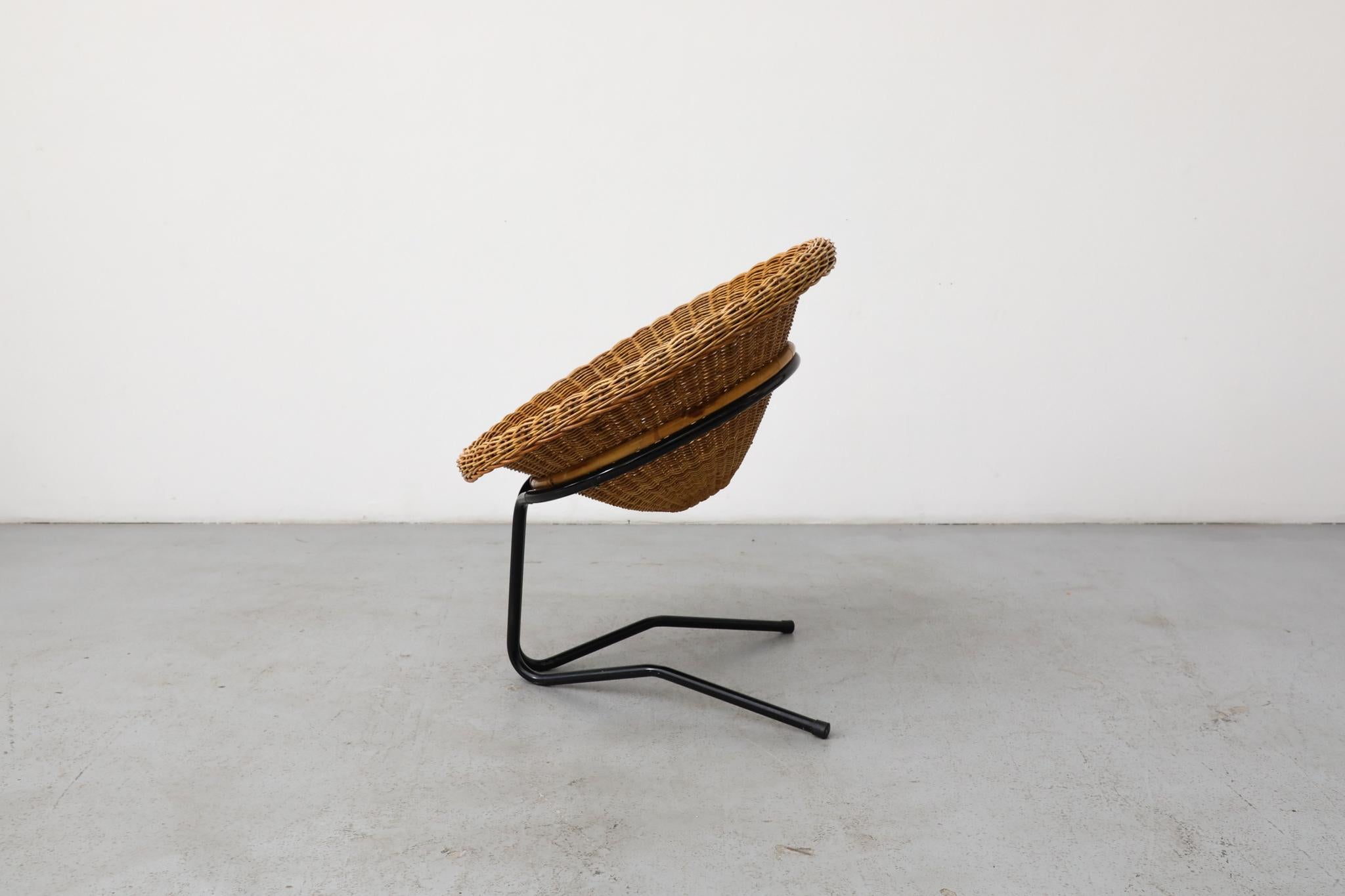 A. Bueno de Mesquita Silla de mimbre flotante de los años 50, Rohe Noordwolde Holandés en venta