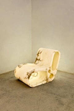 Bufalo Seat by United Alabaster