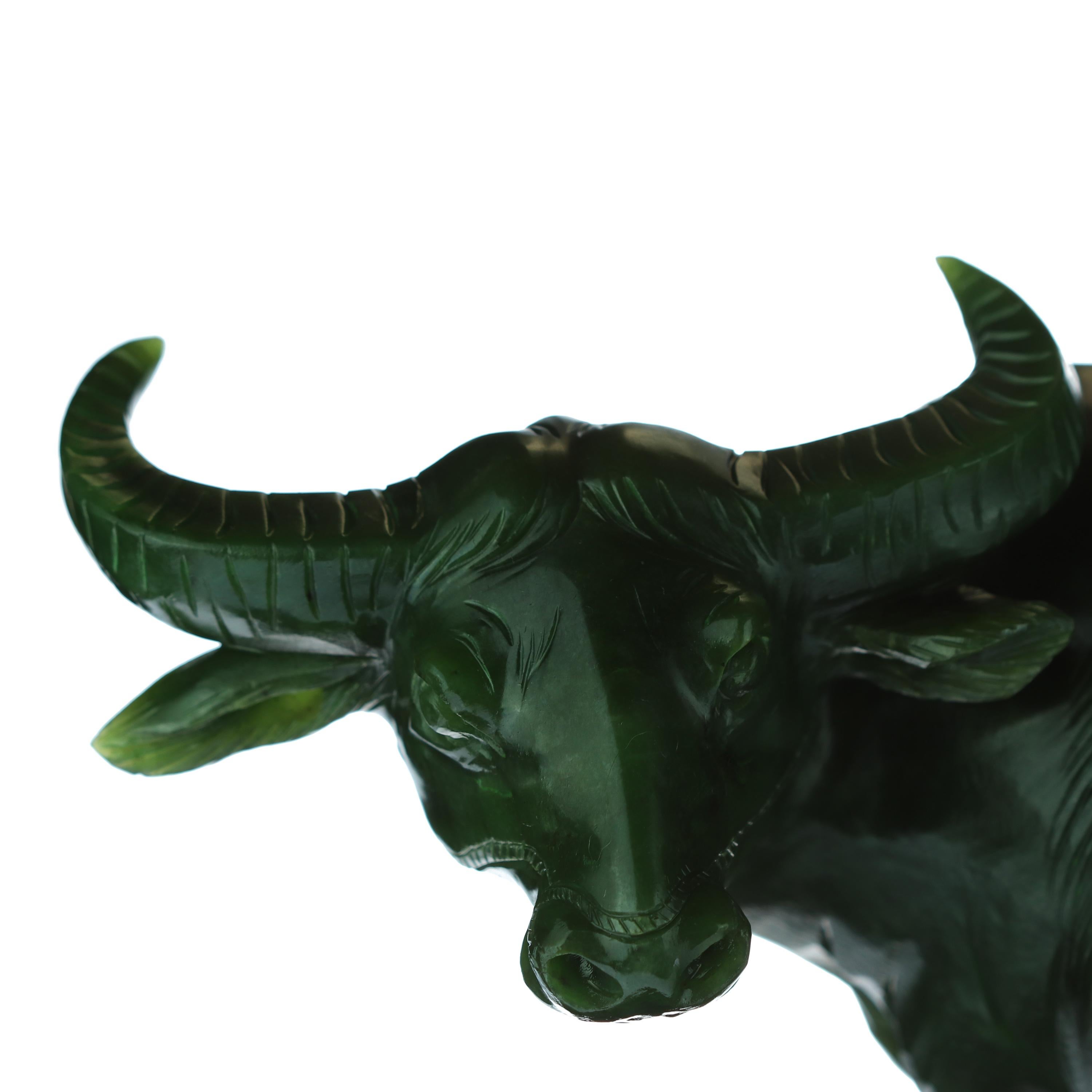 Hand-Carved Buffalo Bison Cow Animal Family Nature Australian Jade Asian Art Deco Sculpture For Sale