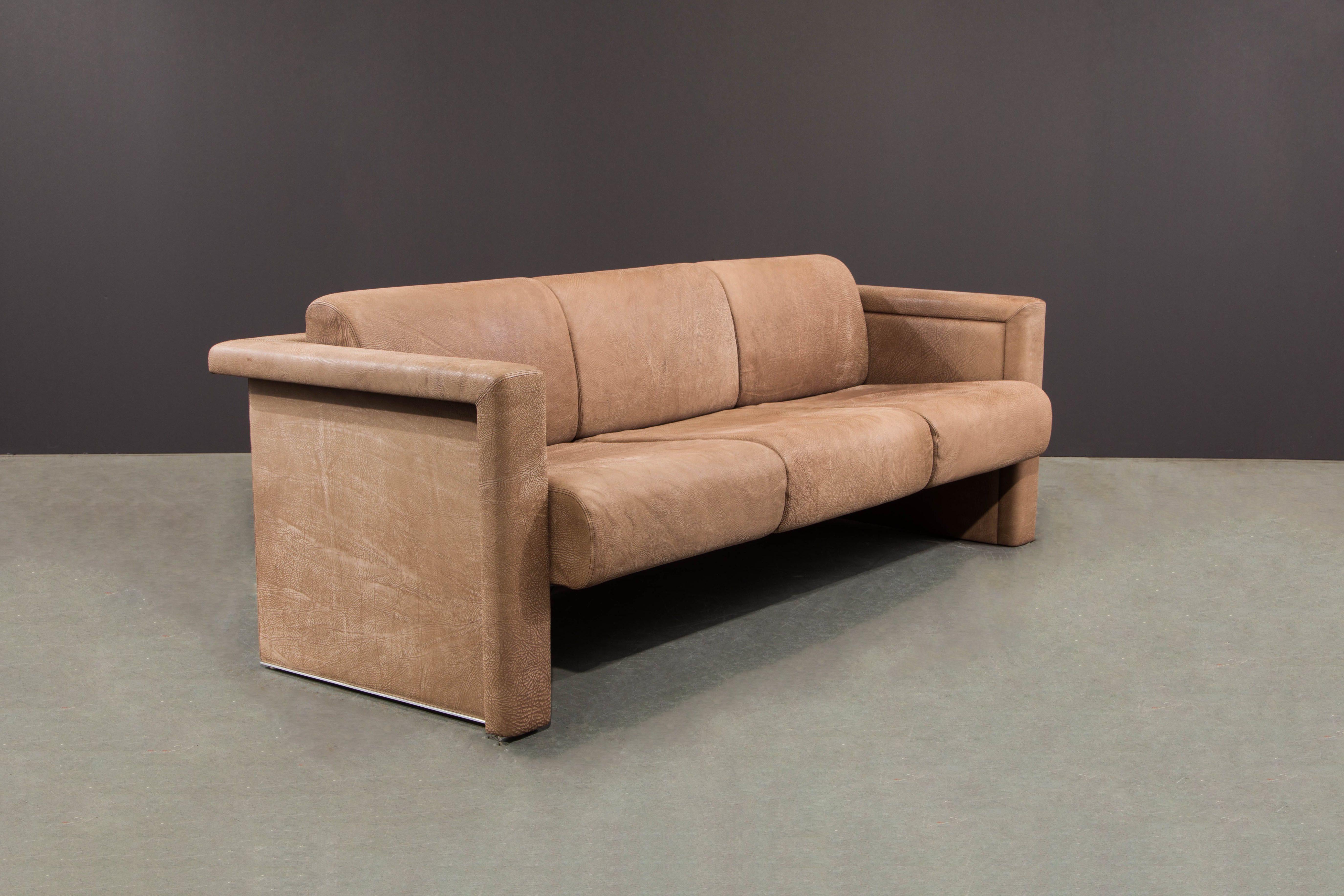 Italian Buffalo Leather Sofa by Robert and Trix Haussmann for Knoll, c. 1988, Signed For Sale
