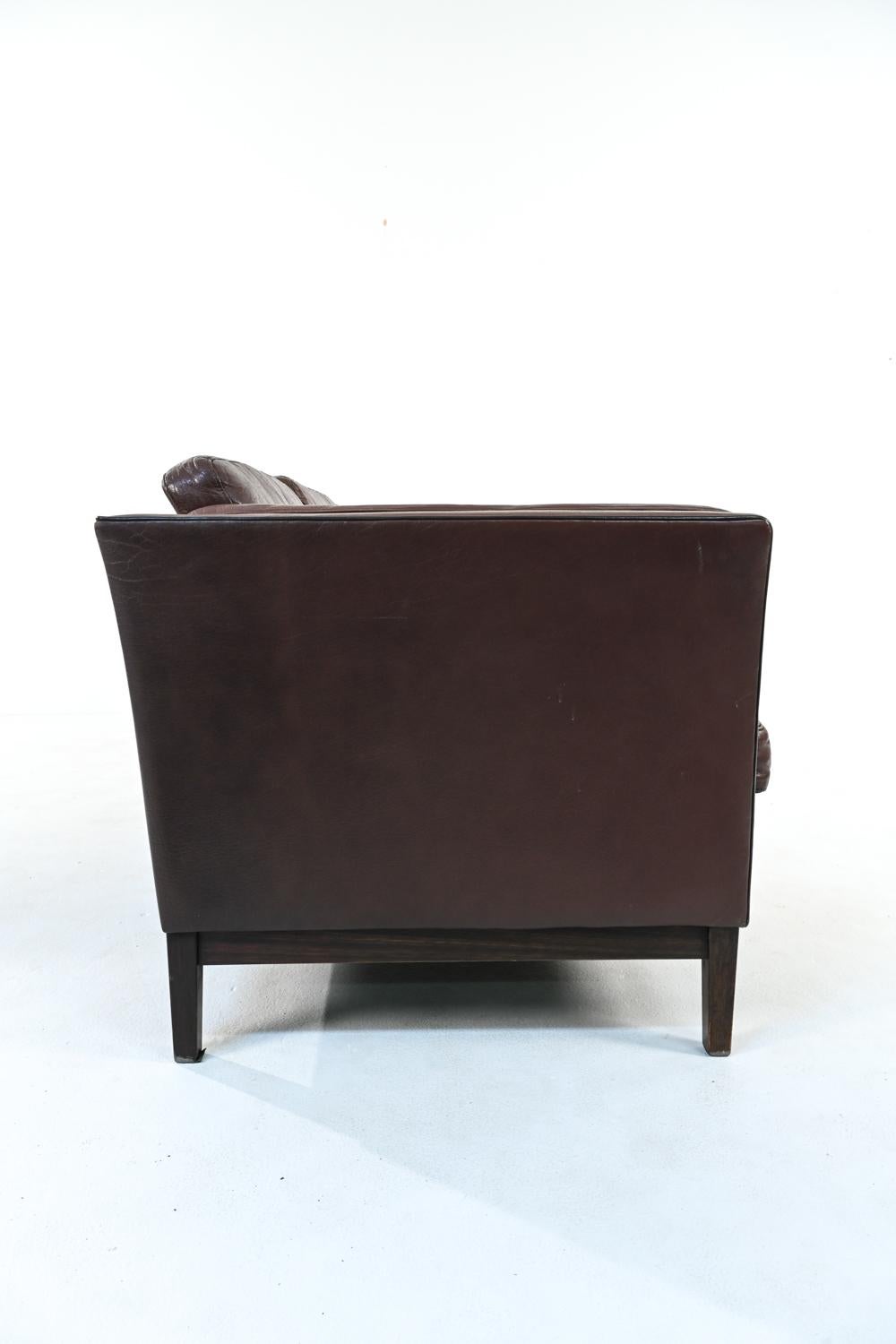 Buffalo Leather Sofa Suite in the Manner of Mogens Hansen, c. 1970's 4