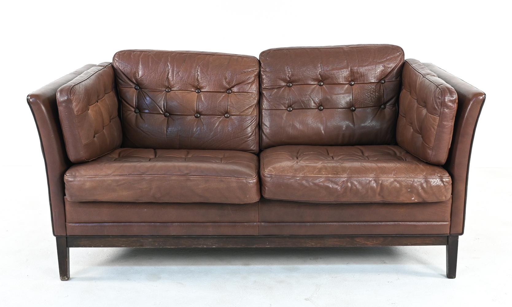 Buffalo Leather Sofa Suite in the Manner of Mogens Hansen, c. 1970's 8