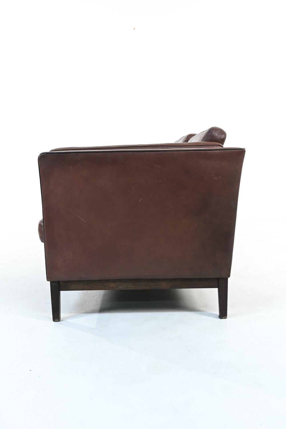 Buffalo Leather Sofa Suite in the Manner of Mogens Hansen, c. 1970's 2