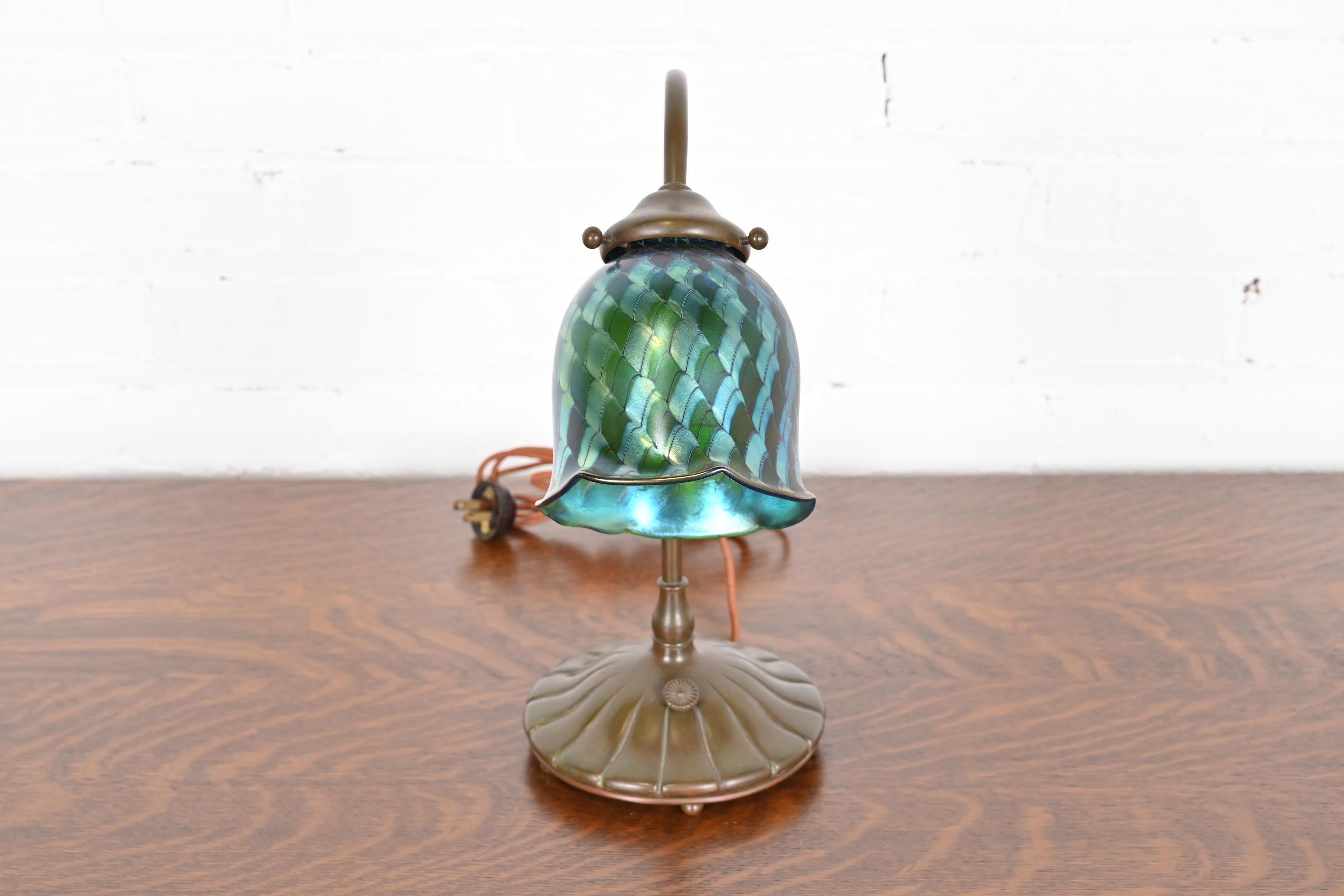 Buffalo Studios Arts & Crafts Bronze Desk Lamp, Circa 1910 In Good Condition In South Bend, IN