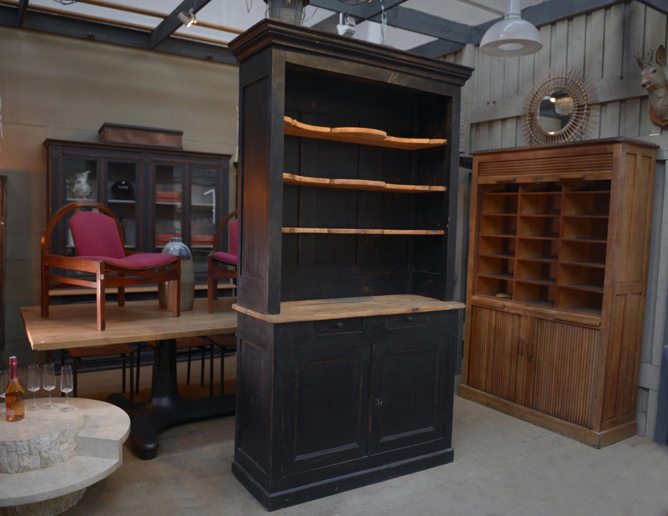 Buffet 2 corps en sapin fin 19ème en Bueno estado para la venta en TOURCOING, FR