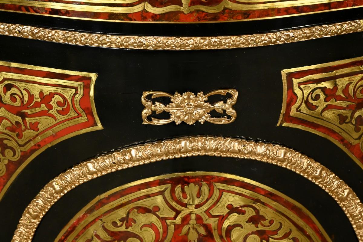 Aparador Boulle de madera de peral ennegrecida, época de Napoleón III - Mediados del siglo XIX en venta 8