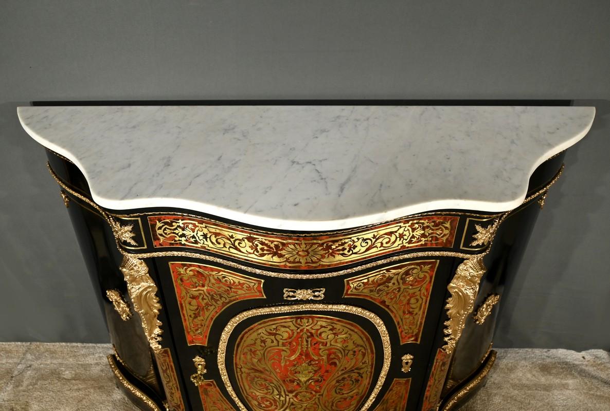 Aparador Boulle de madera de peral ennegrecida, época de Napoleón III - Mediados del siglo XIX Mármol de Carrara en venta