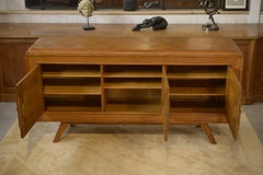 Buffet brutaliste en chêne 1960's