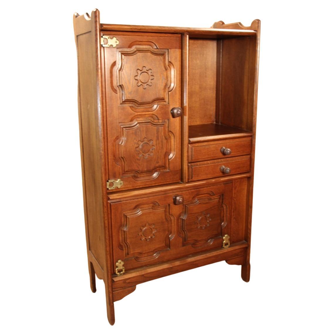 Buffet By Guillerme And Chambron