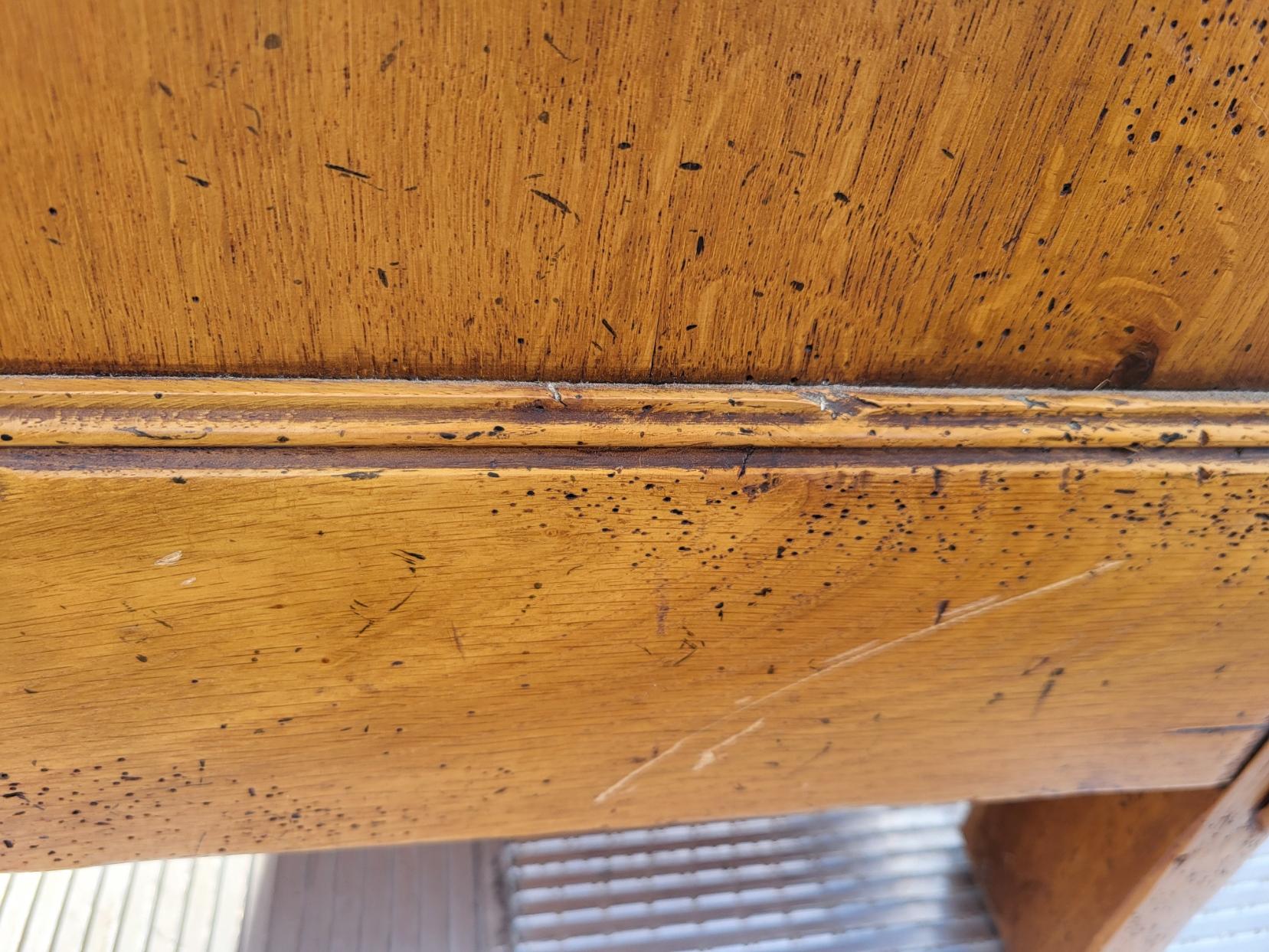 XX secolo Buffet di campagna stile Luigi XVI in legno massiccio Francia in vendita