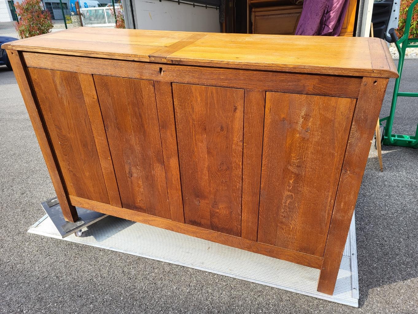Legno Buffet di campagna stile Luigi XVI in legno massiccio Francia in vendita