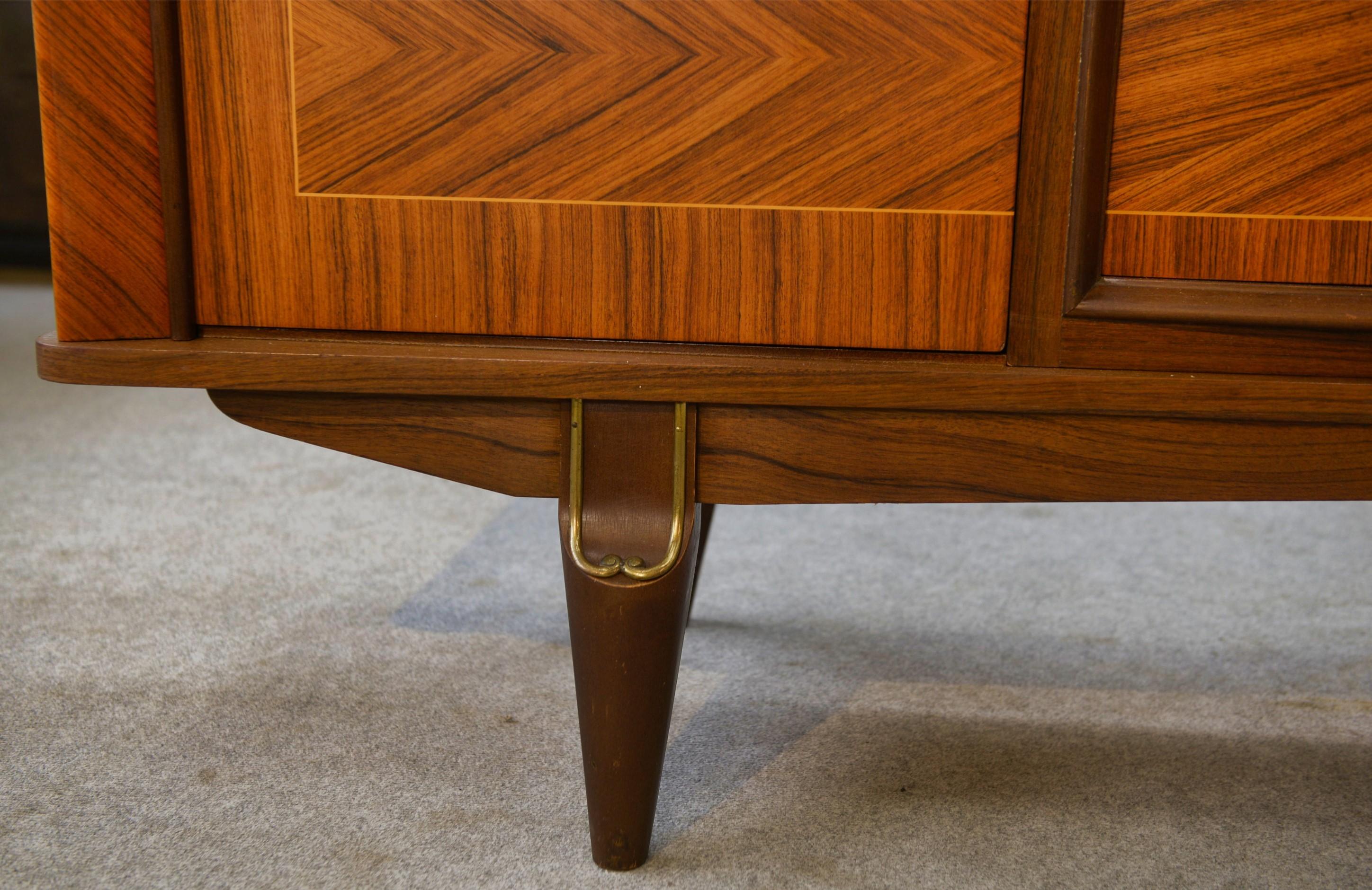 Buffet en palissandre et érable 1960's en vente 8