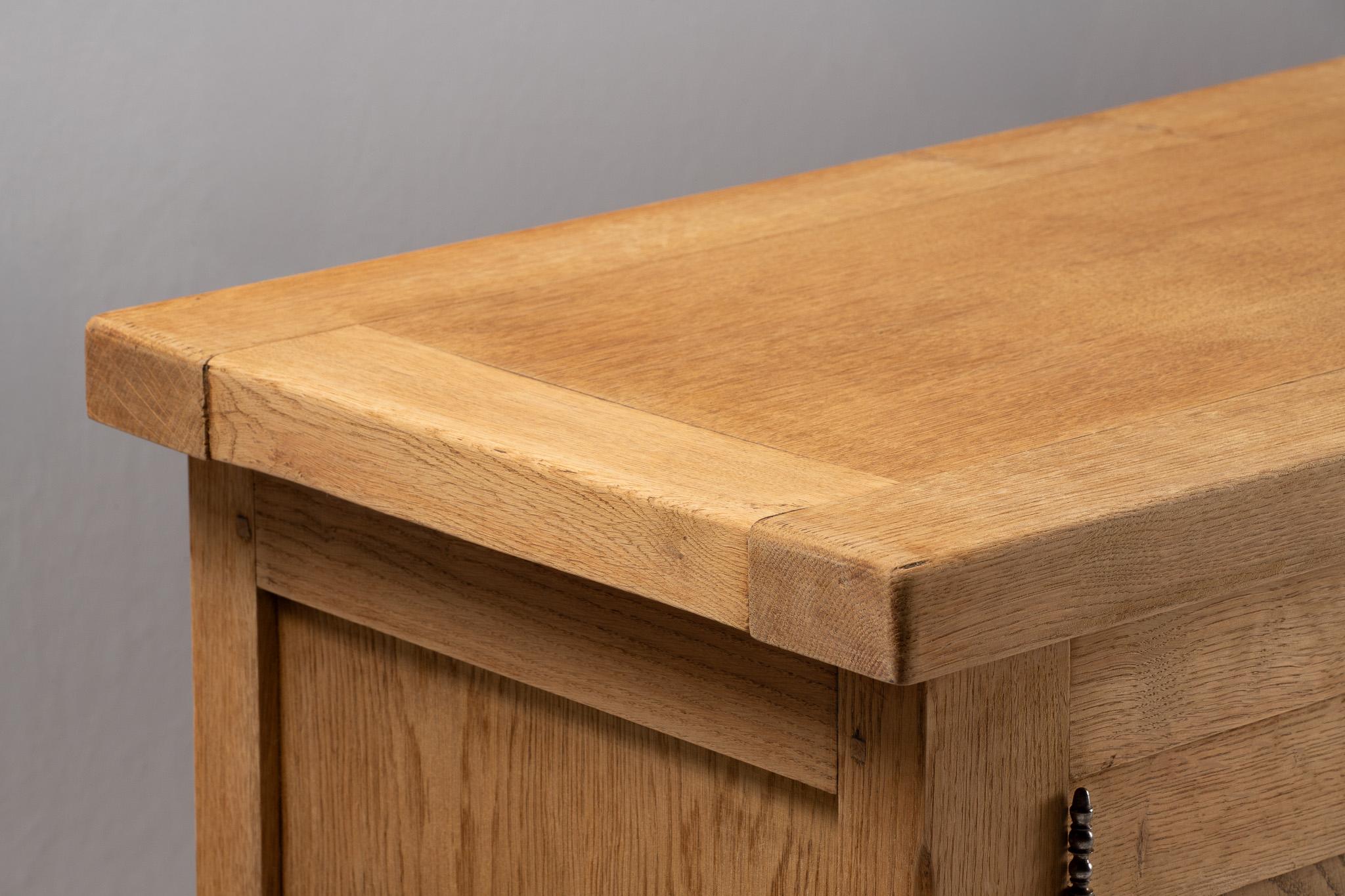 Buffet in Geometric Carved Oak, France, 1970s For Sale 3