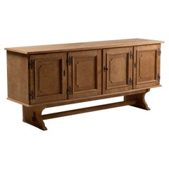 Buffet in massello di Oak, Francia, anni '70