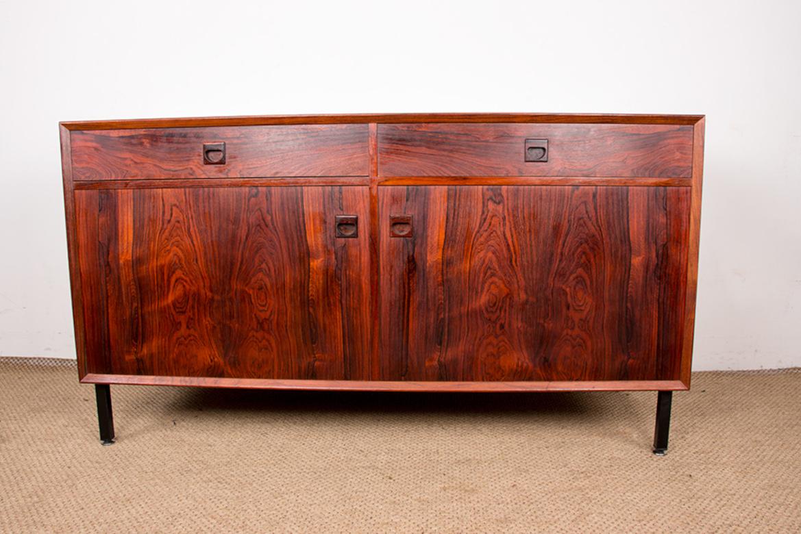 Superb Scandinavian storage unit. 2 large drawers on the upper part, 2 hinged doors which open onto 2 niches each with a large shelf.
Very good quality manufacturing, magnificent wood grain and oak veneer inside. 
High-end furniture.