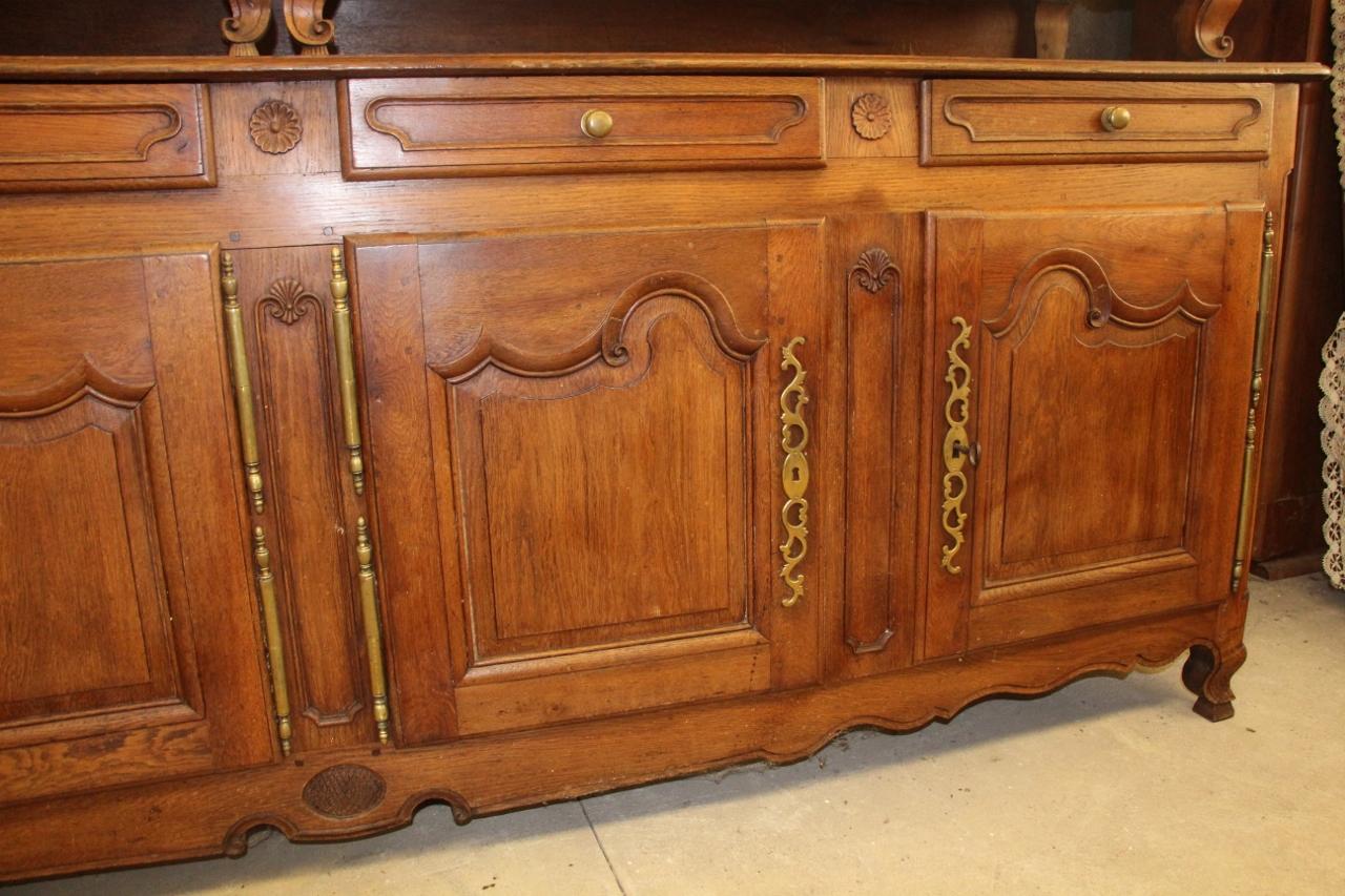 Buffet Two Bodies Of Castle 8 Doors XVIIIeme  For Sale 4