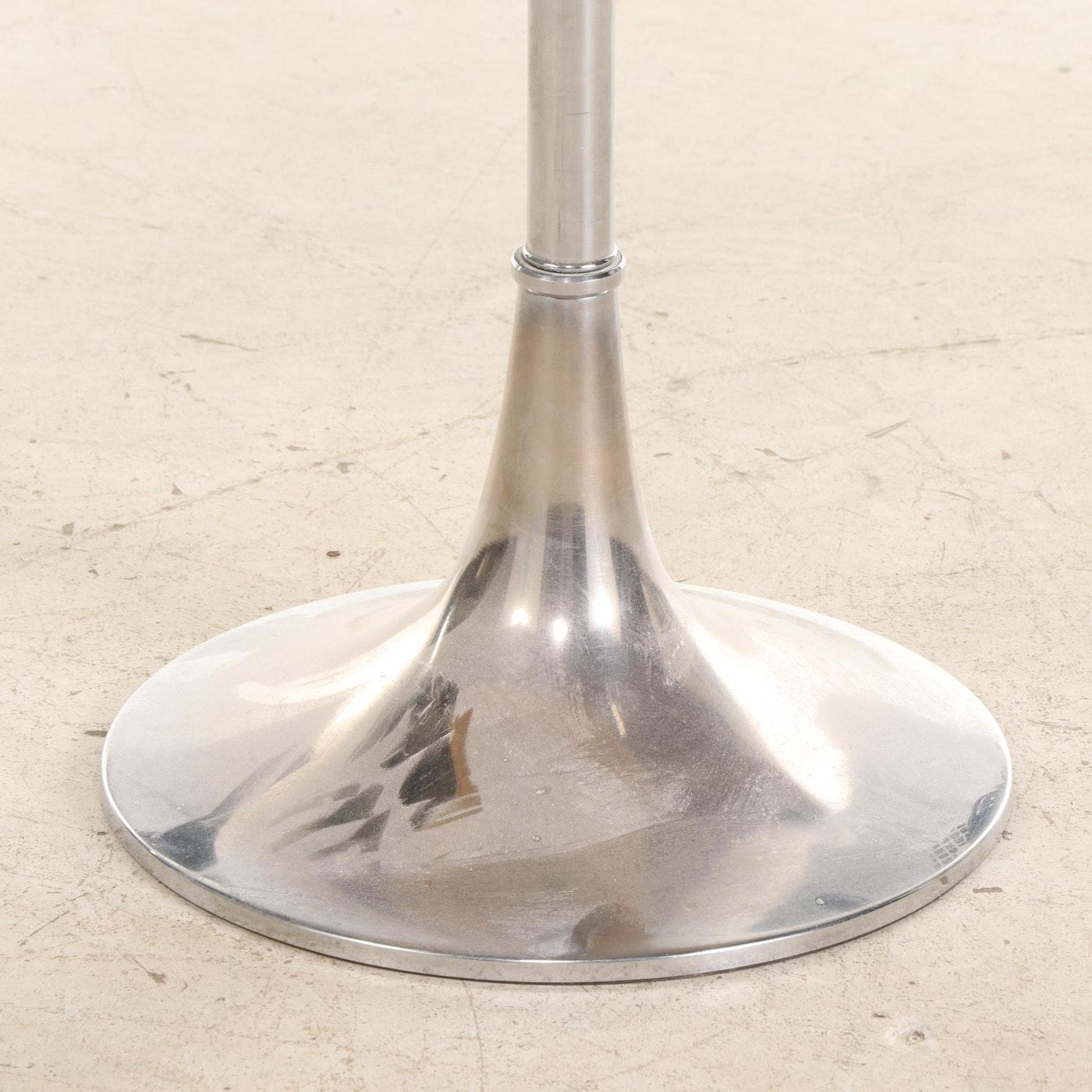 Hocker mit Bugle-Sockel aus poliertem Nickel von Charles Hollis Jones (Beschichtet) im Angebot