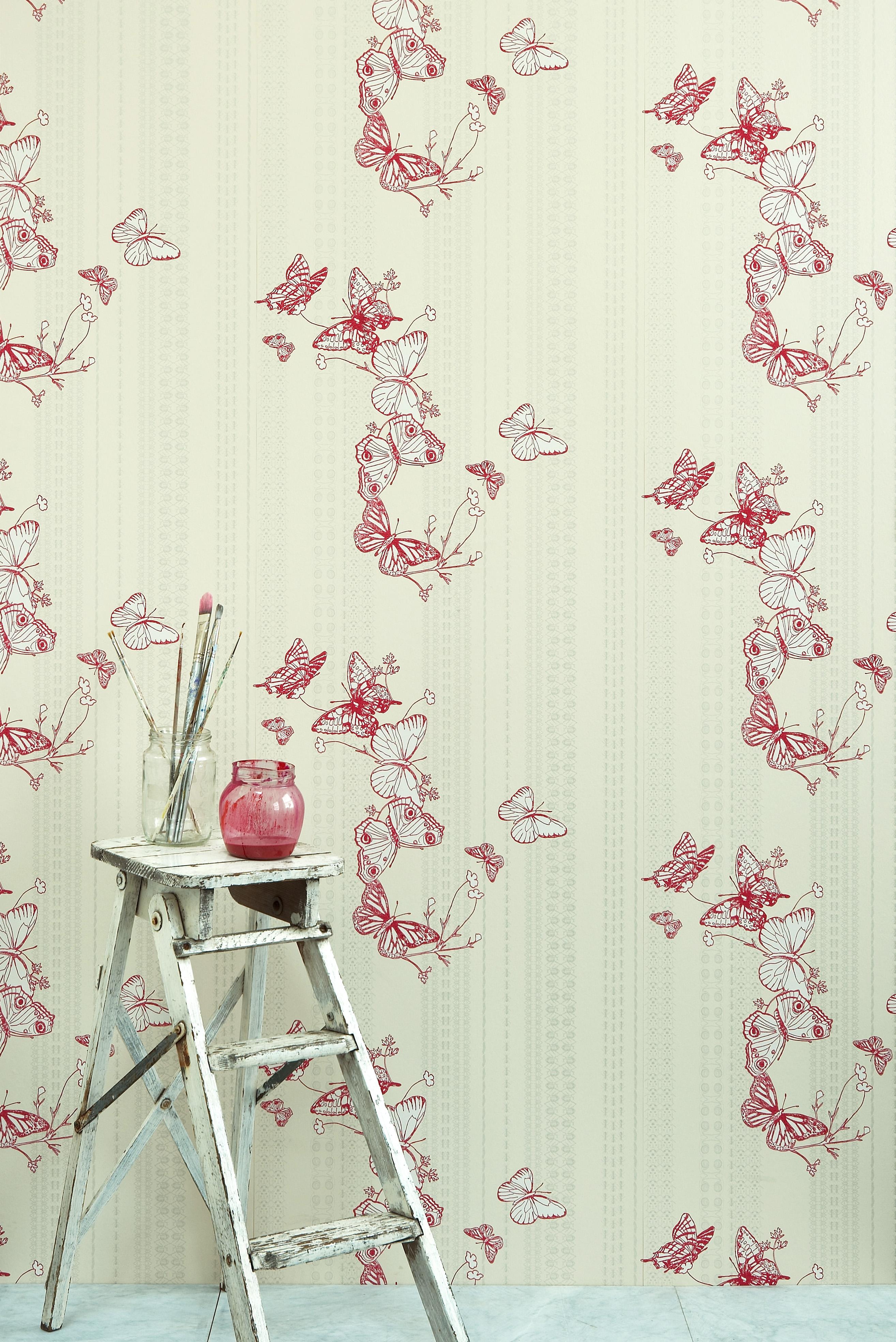 'Bugs & Butterflies' Contemporary, Traditional Wallpaper in Ice Blue im Zustand „Neu“ im Angebot in Pewsey, Wiltshire
