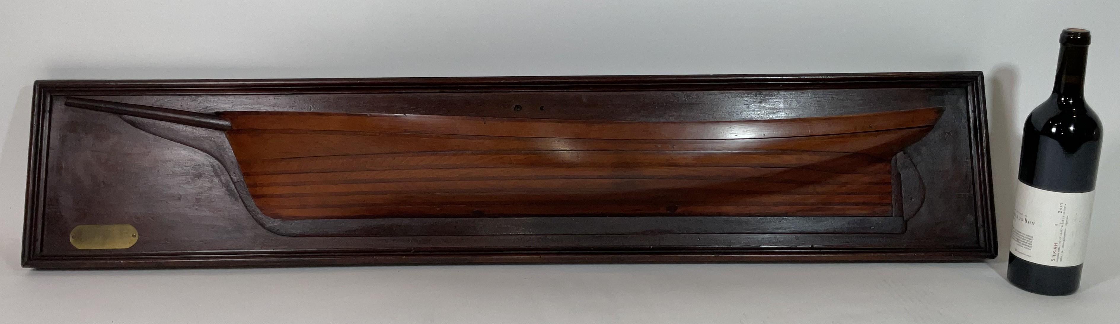 Builders Half Model of an Essex Built Fishing Schooner Bon état - En vente à Norwell, MA