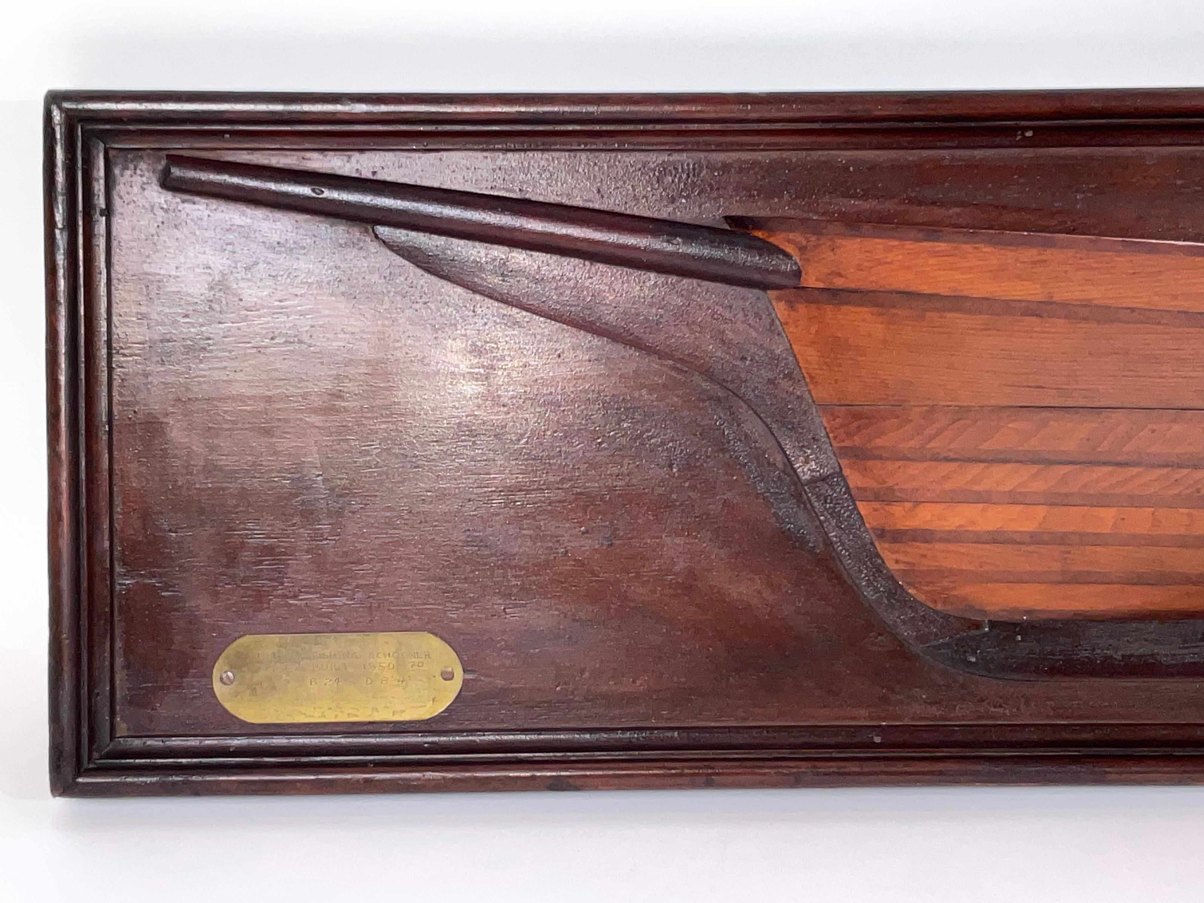 Bois Builders Half Model of an Essex Built Fishing Schooner en vente