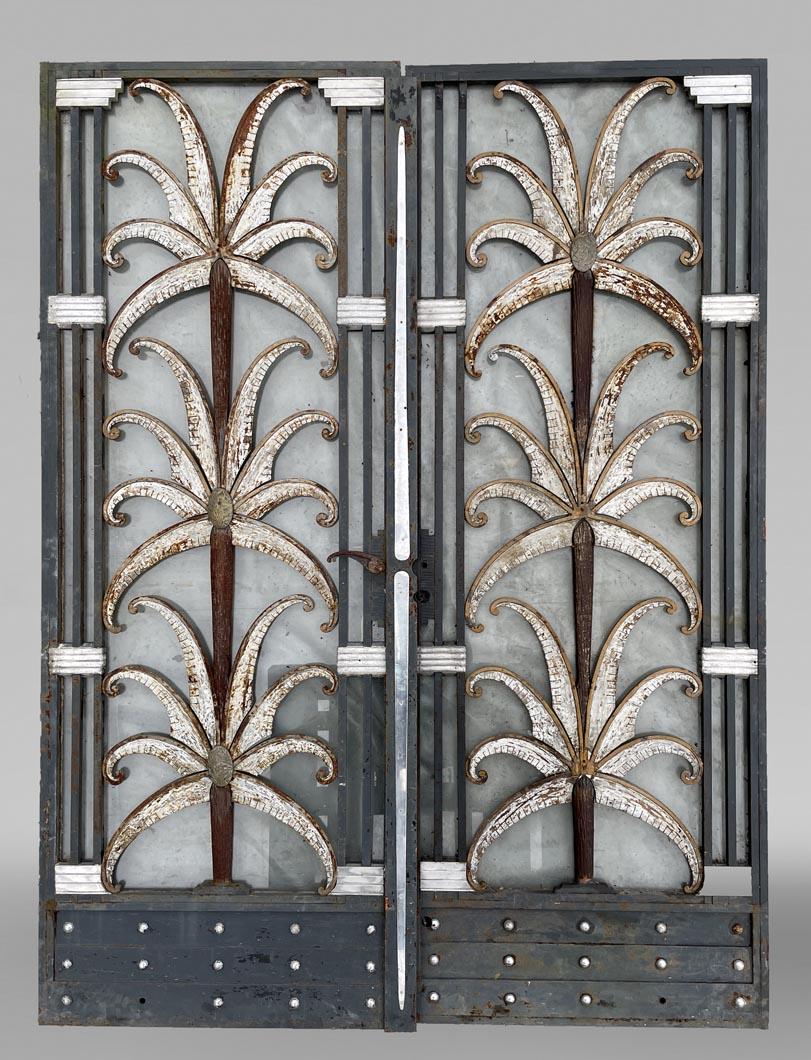 Wrought Iron Armand Albert RATEAU (création) Baguès FRÈRES (exécution) double-porte Art déco For Sale
