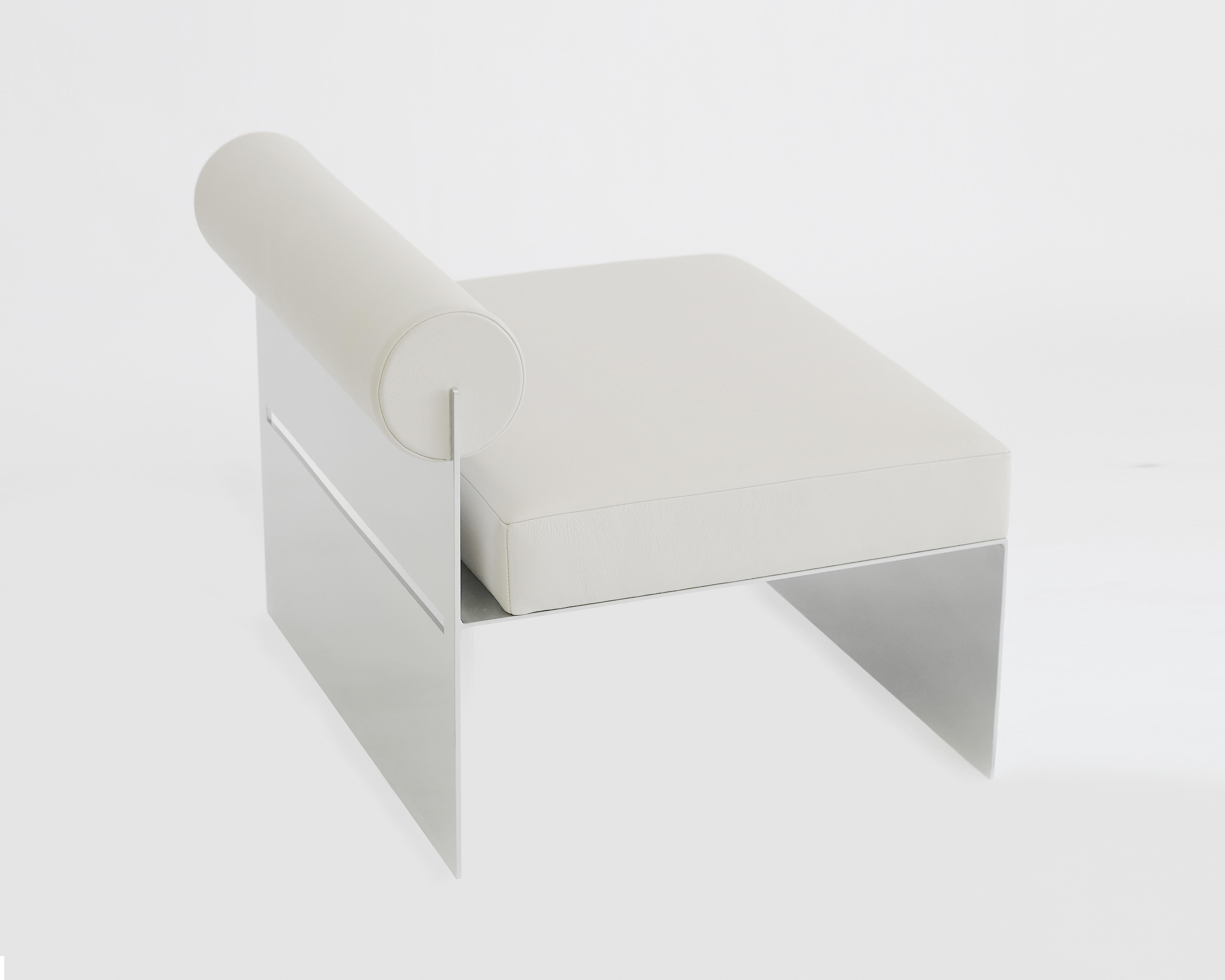Building blocks lounge chair by Jialun Xiong
Dimensions: 28”W x 25”D x 25”H inch
Materials: Metal and off-white leather

COM/COL Option Available.

“ I have an aptitude for exploring the nuances of infinite combination of materials. I’m always