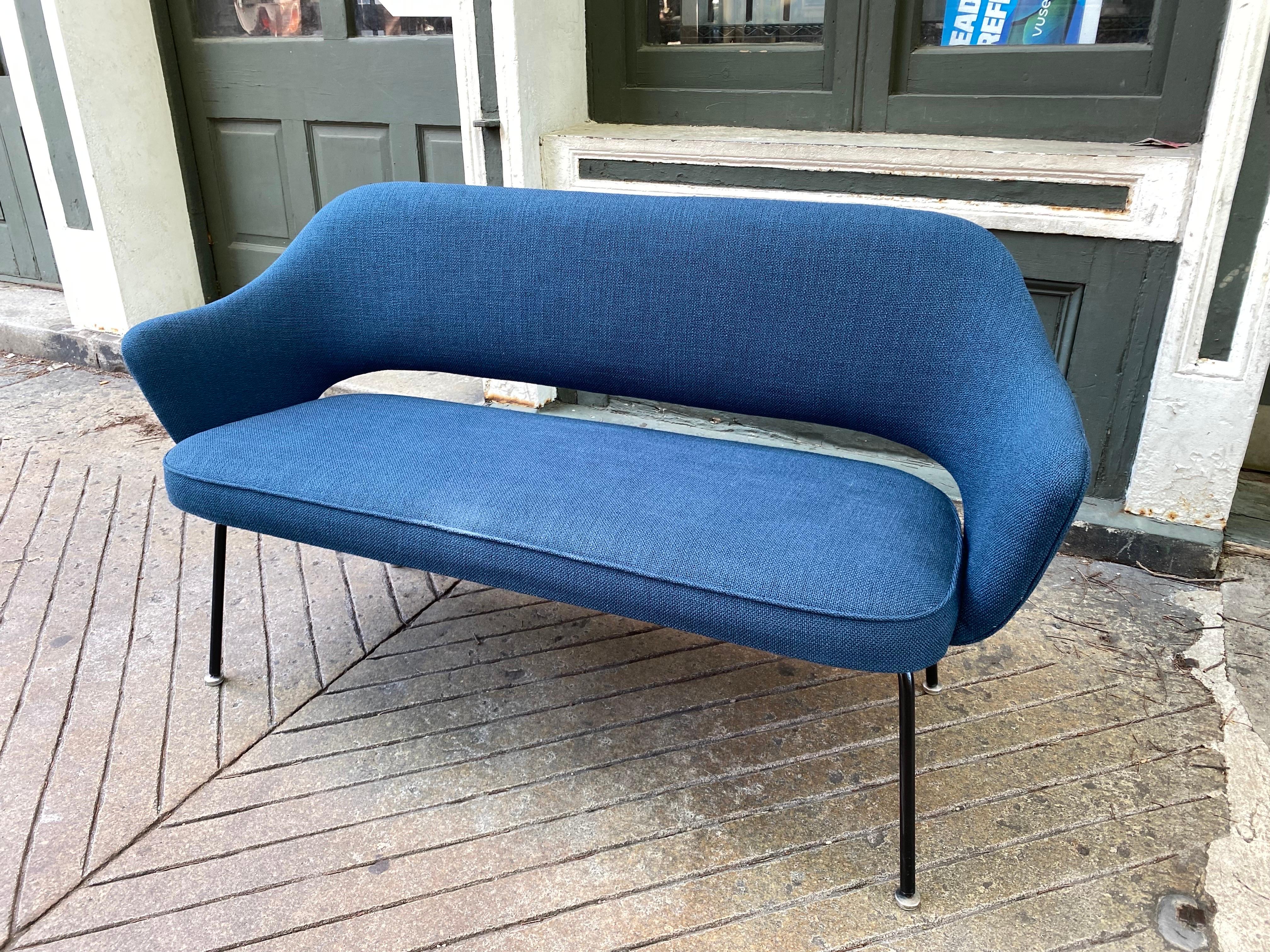 Built to Order Saarinen for Knoll Style Loveseat For Sale 1