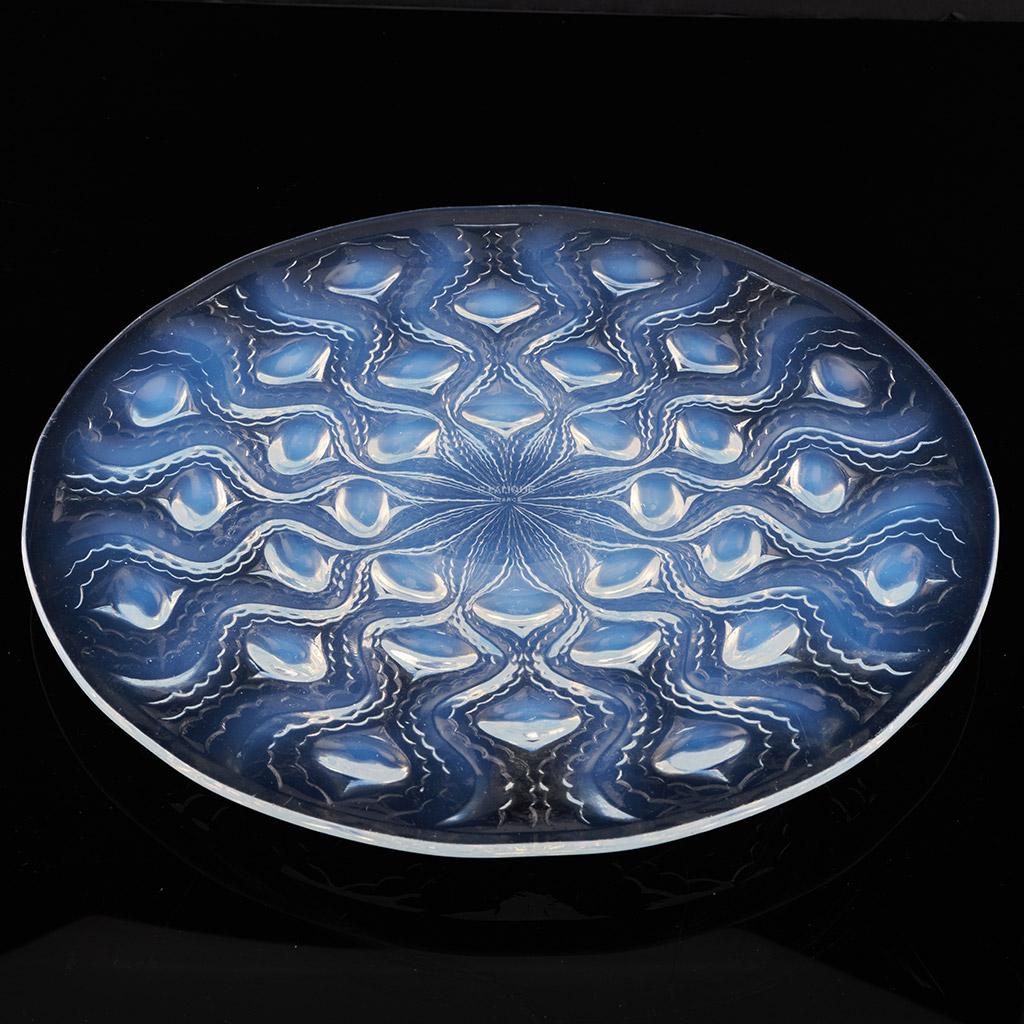 Art Deco 'Bulbes No.2' Rene Lalique Opalescent Glass plate