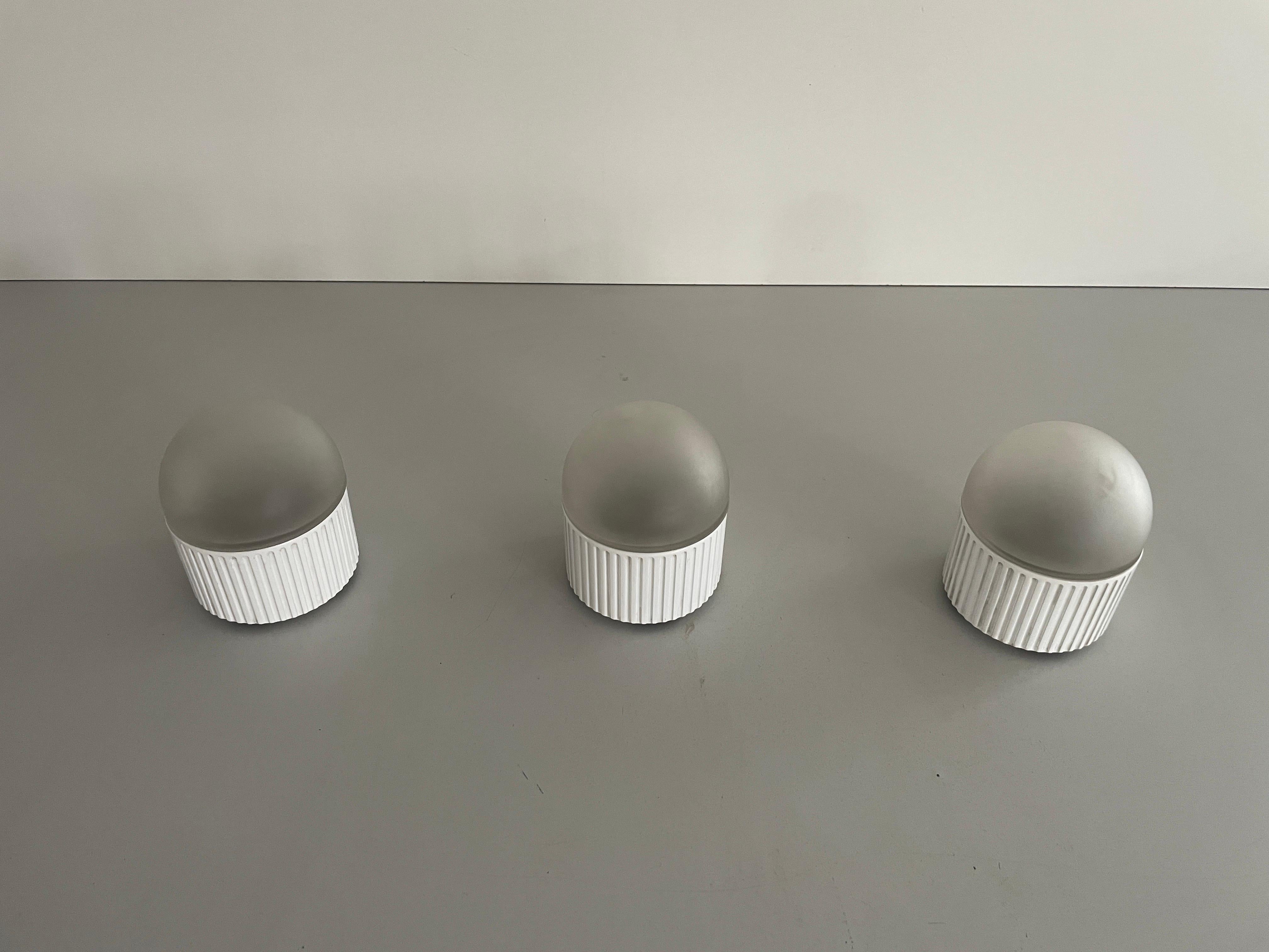 Space Age Bulbo' Set of Sconces by R. Barbieri & G. Marianelli for Tronconi, 1970s, Italy in vendita