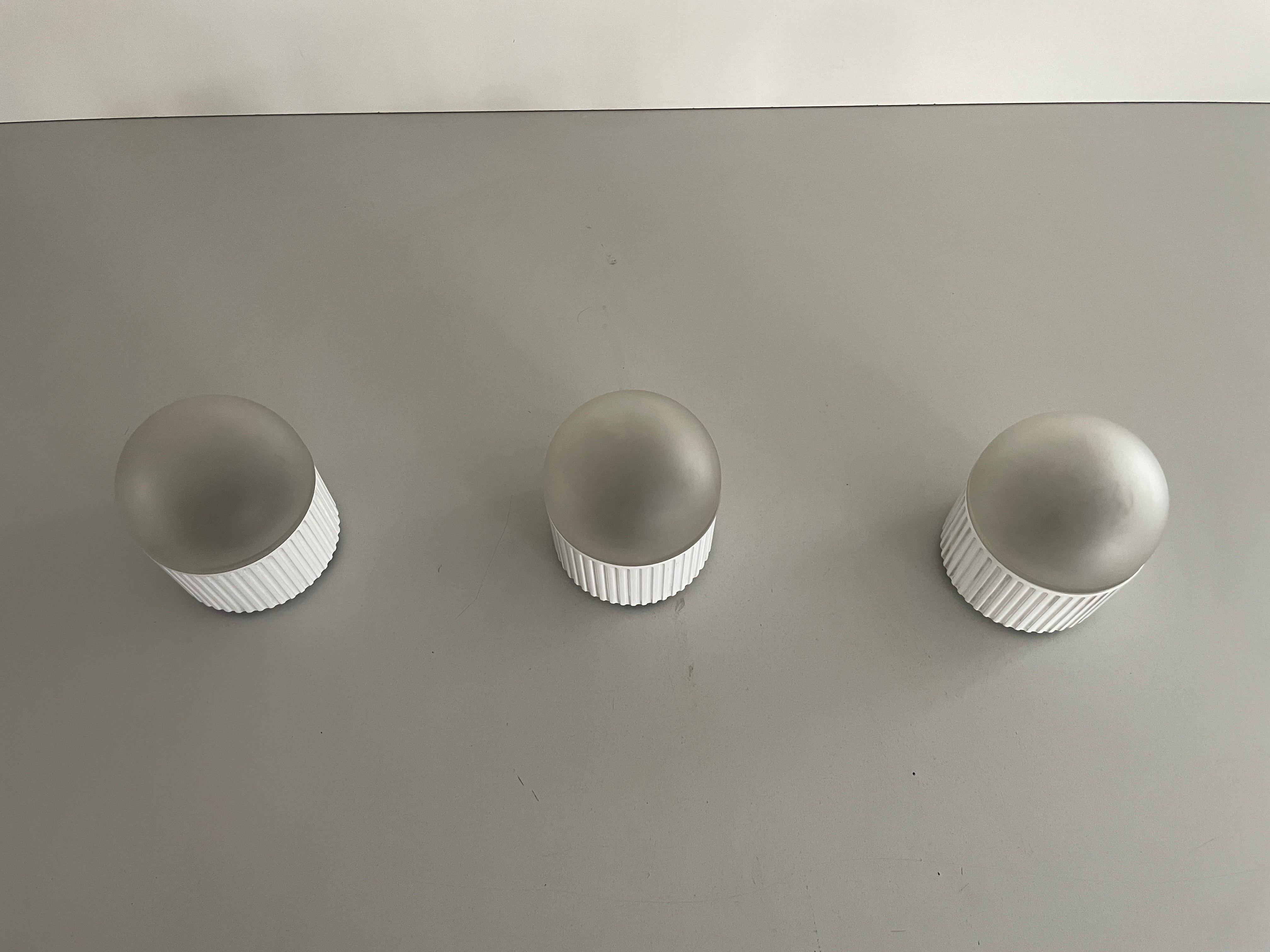 Italiano Bulbo' Set of Sconces by R. Barbieri & G. Marianelli for Tronconi, 1970s, Italy in vendita
