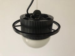 Lampe à suspension à chevrons de Barbieri e Marianelli pour Tronconi Milano, années 1980, Italie