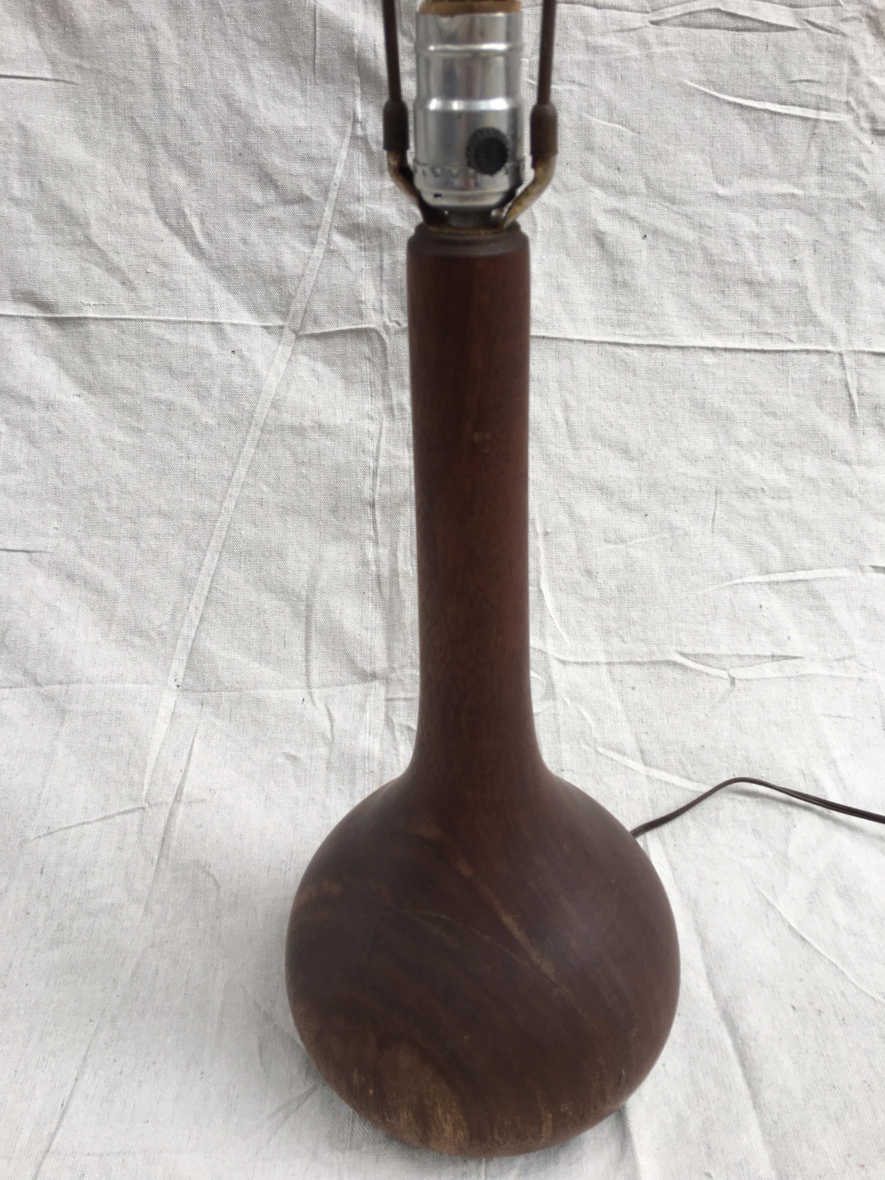 bulbous table lamps