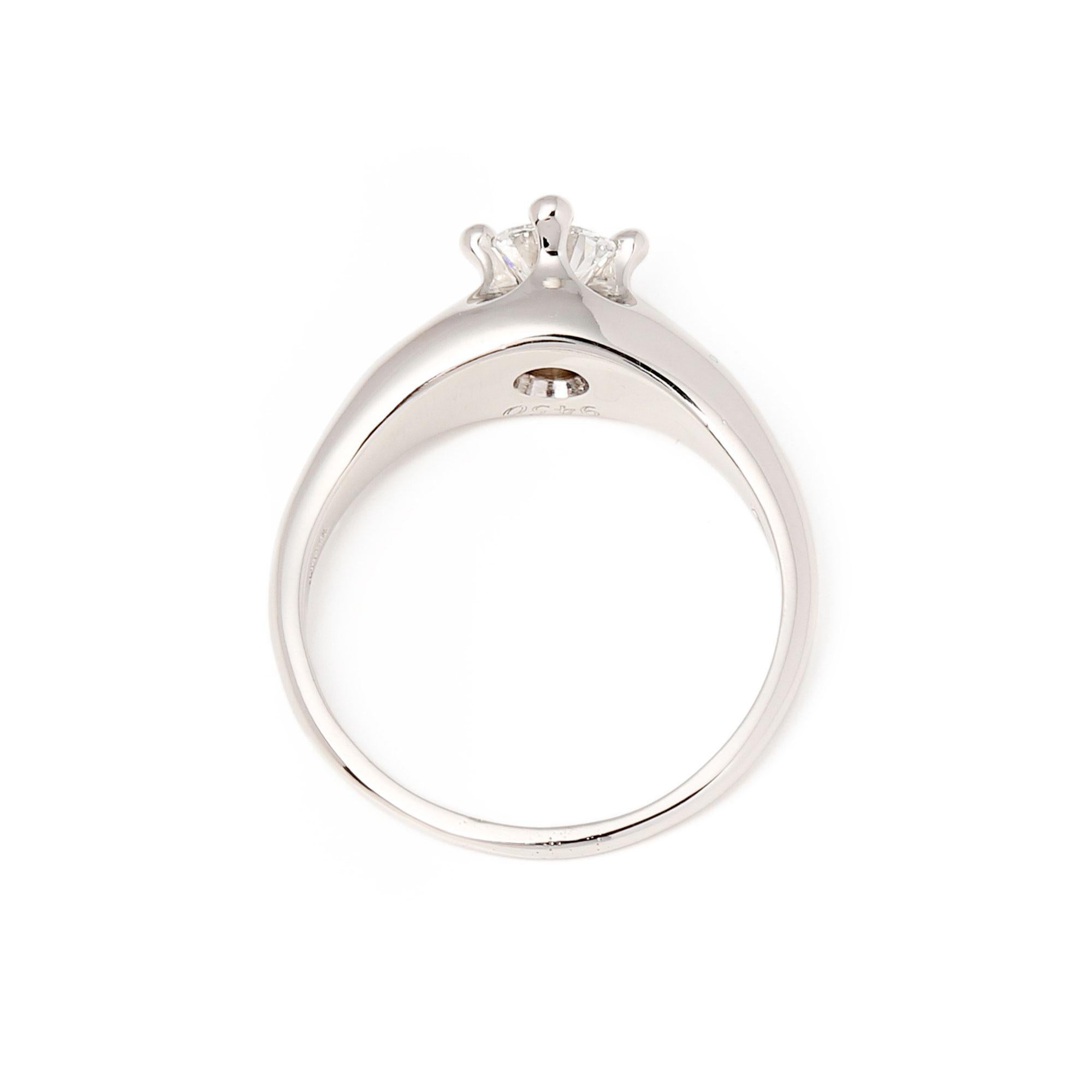Bulgari 0.30ct Brilliant Cut Diamond Platinum Solitaire Ring Corte brillante en venta