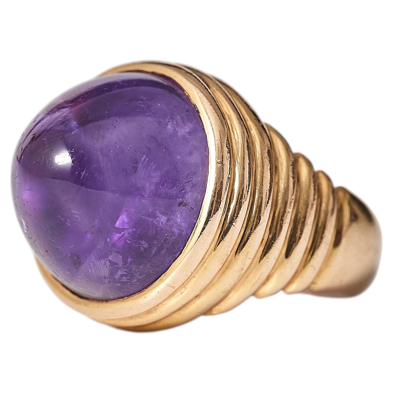 Bague cocktail Bulgari 14ct Amethyst Sugarloaf en or 18kt, 1970