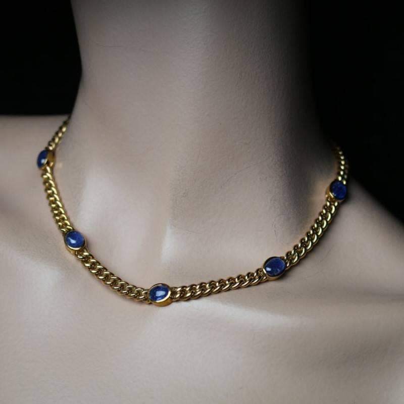 Women's or Men's Bulgari 18 Carat Yellow Gold Curb Link Chain Set with Sapphire Oval Cabochons