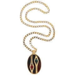 Vintage Bulgari 18 Karat Gold Midcentury Solid Curb Chain with Bloodstone Scarab Pendant