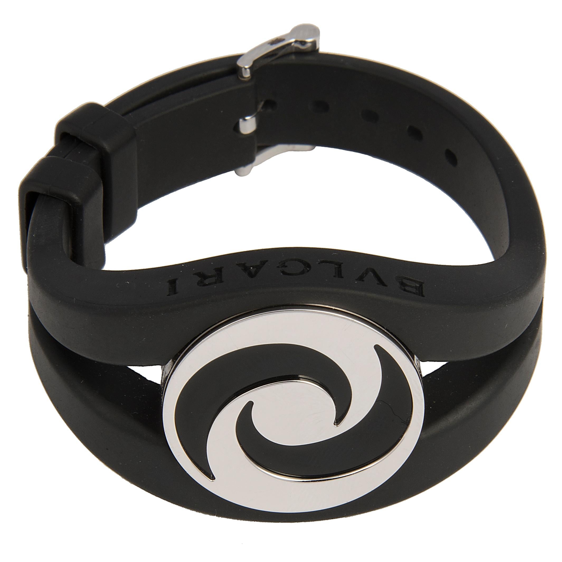 Bulgari 18 Karat White Gold and Onyx Optical Illusion Spinning Ring and Bracelet For Sale 1