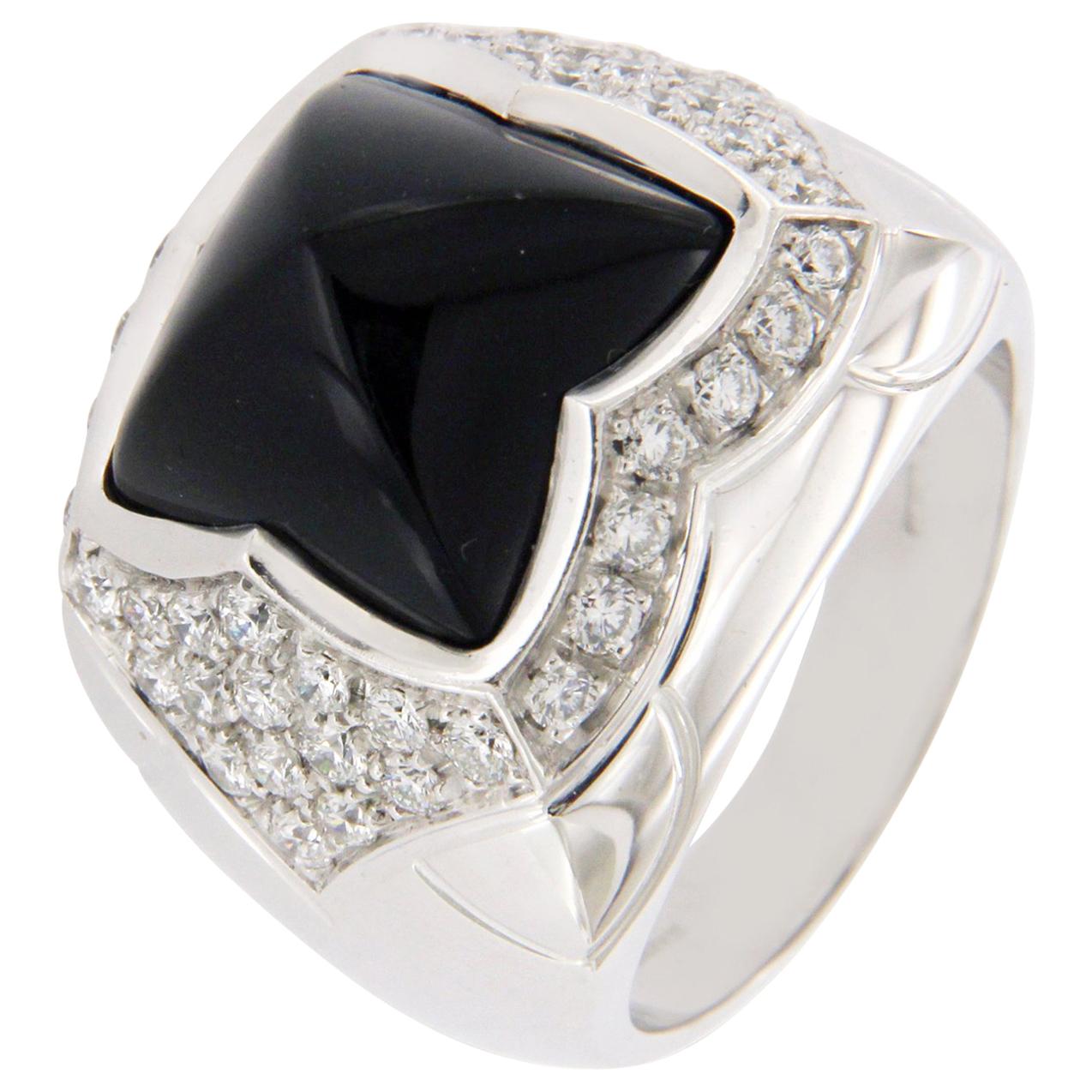 Bulgari 18 Karat White Gold Diamond Black Onyx Pyramid Ring