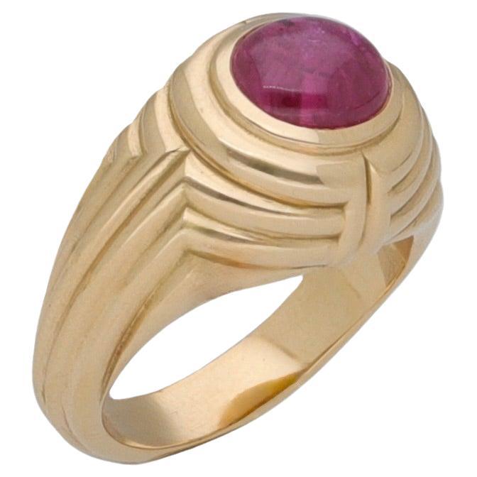 Bulgari 18 Kt. Yellow Gold Ruby Cocktail ring 1980