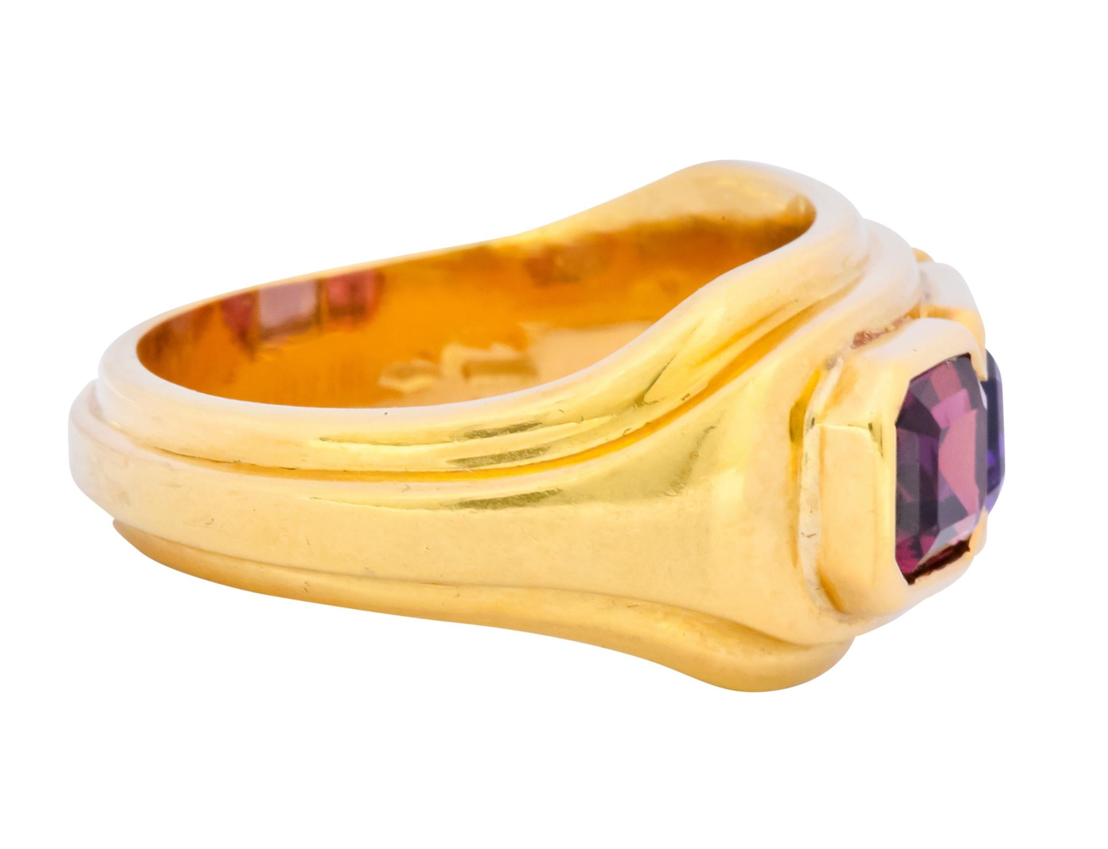 Contemporary Bulgari 1.88 Carat Tourmaline Amethyst 18 Karat Gold Italian Band Ring