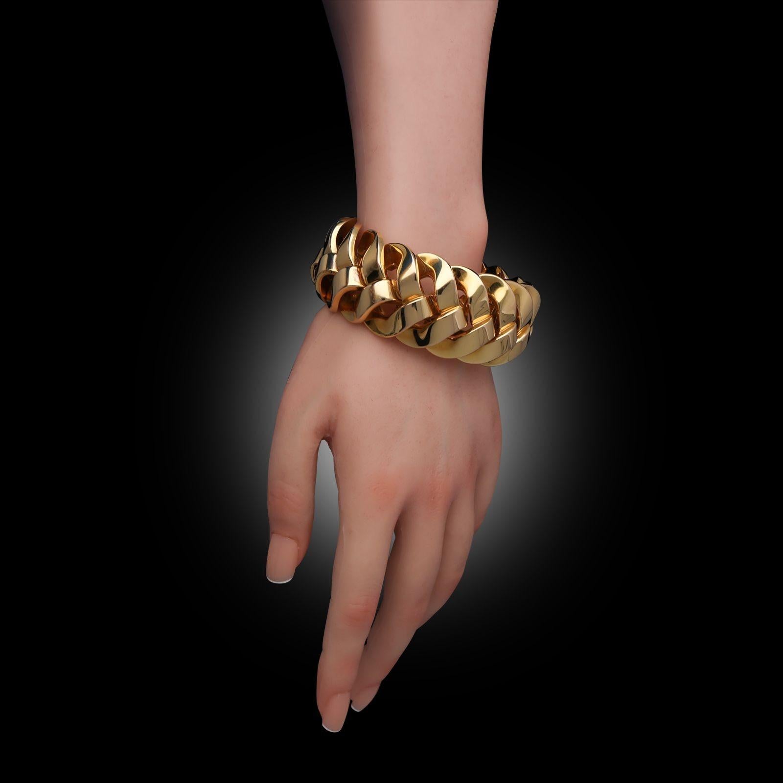 Bulgari 18 Karat Gold Chunky Open Weave-Armband Circa 1970er Jahre 1