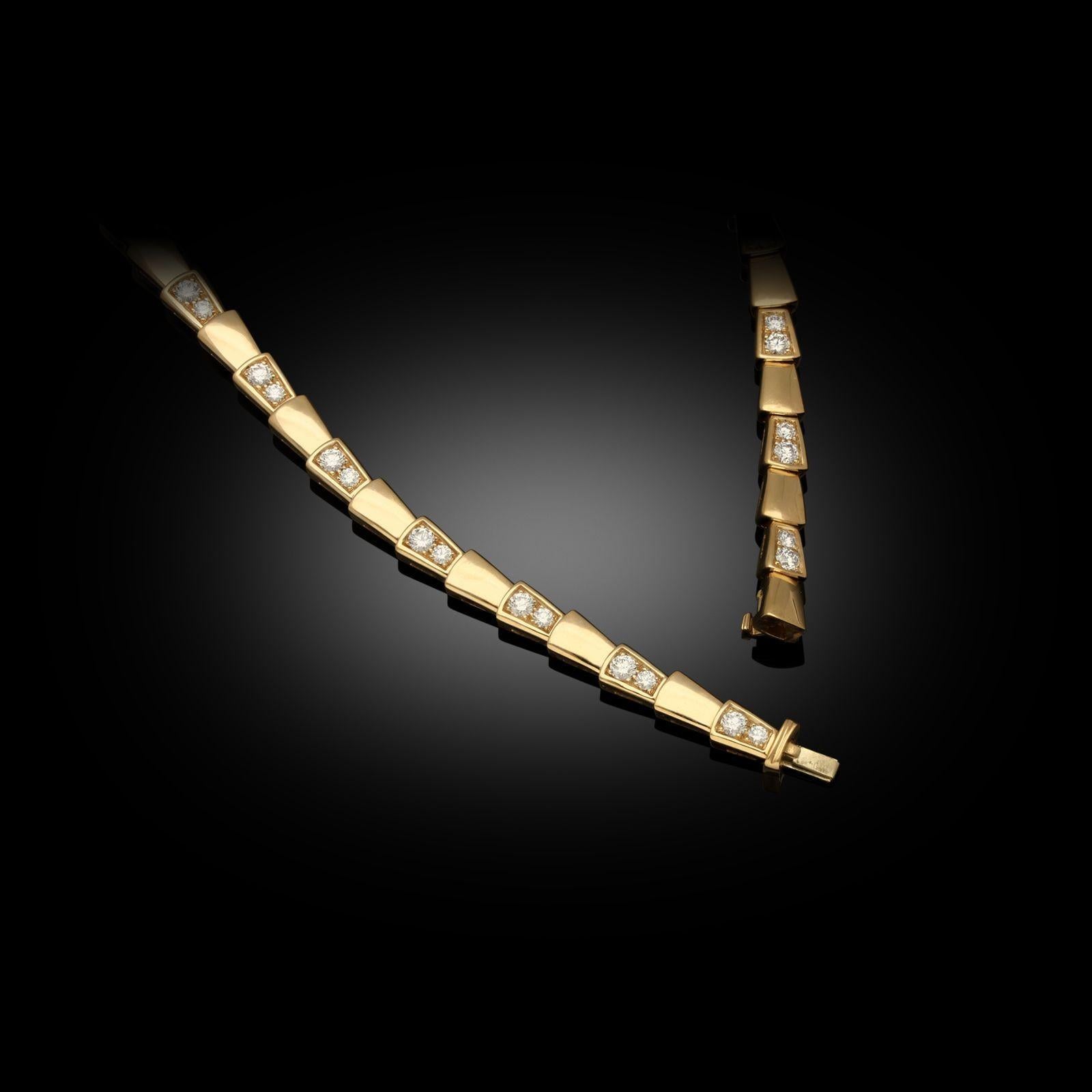 serpenti necklace bulgari