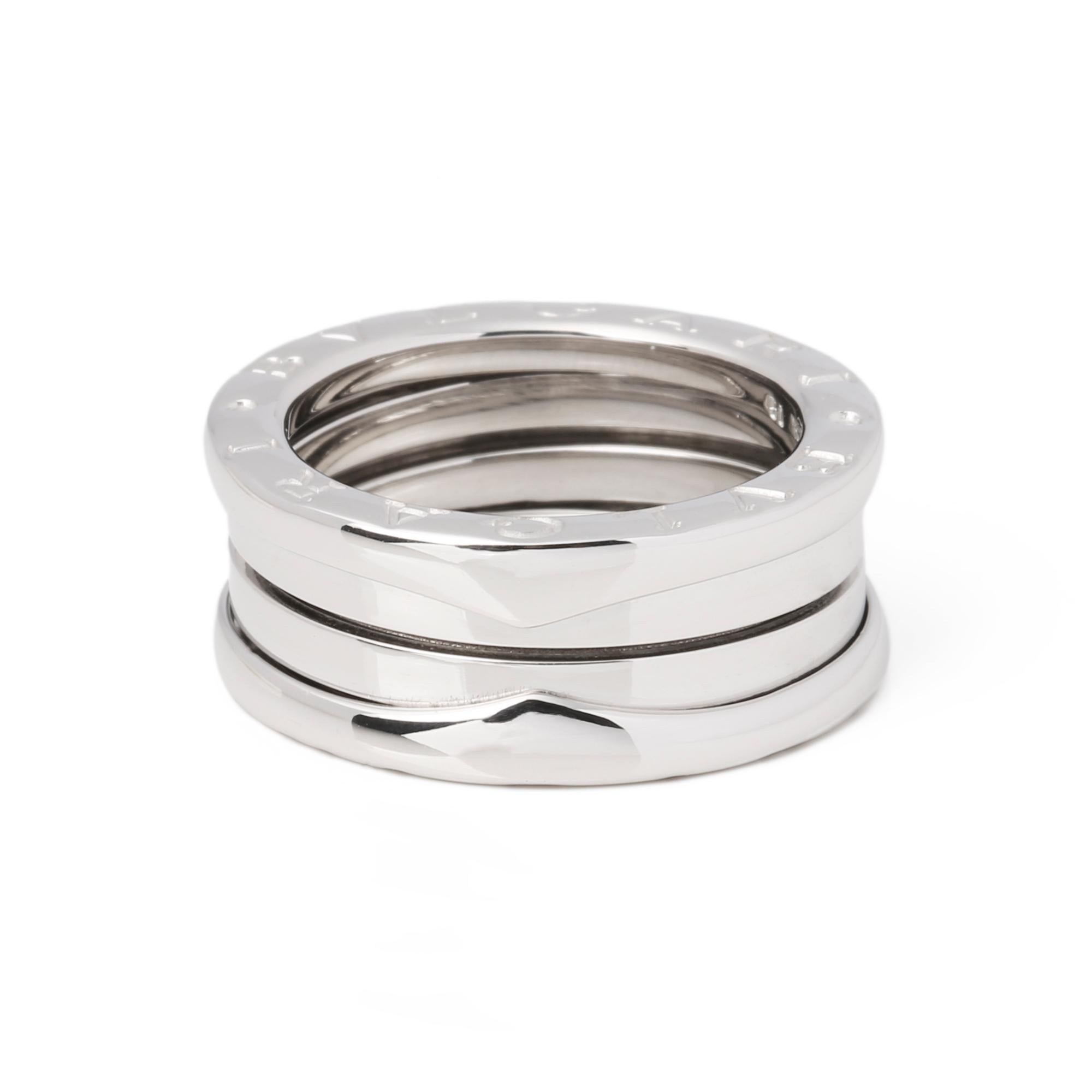 Femenino o masculino Anillo Bulgari de oro blanco de 18 ct y tres filas B.zero1 en venta