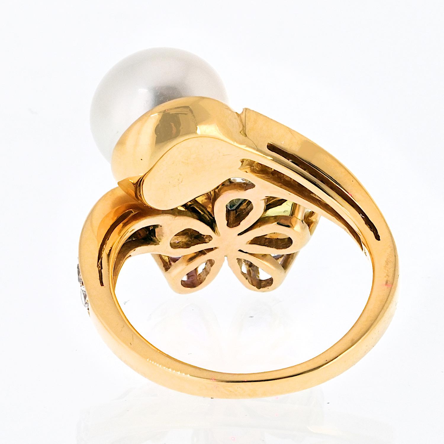 Anillo Contraire Bulgari de Oro de 18 K, Perla Cultivada, Zafiro y Diamante en Excelente Estado en New York, NY