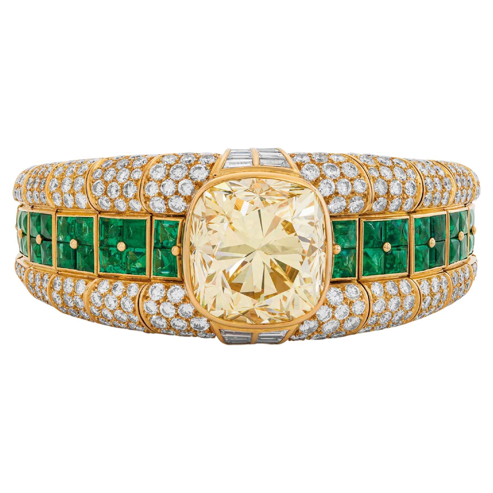 Bulgari Bracciale in oro 18 carati con diamanti giallo intenso e smeraldo GIA
