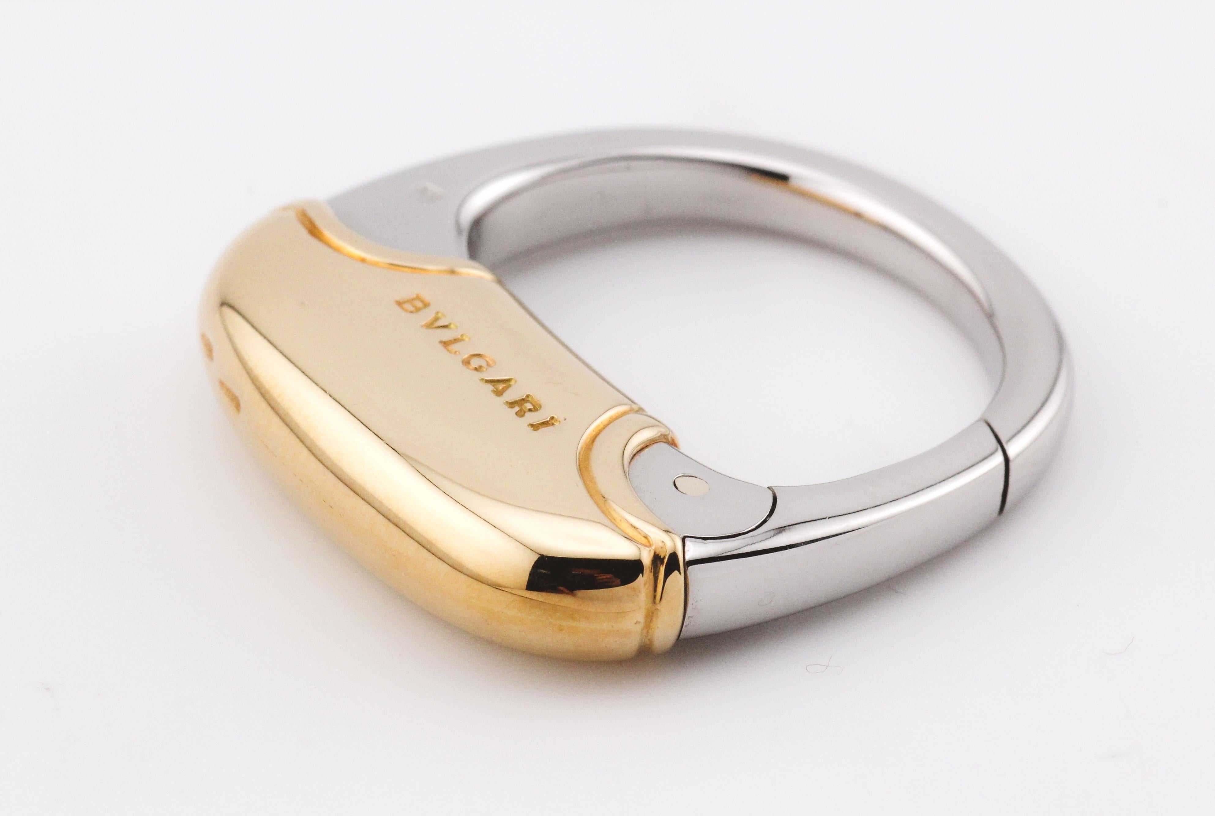 Portachiavi Bulgari in acciaio dorato 18k in vendita 1