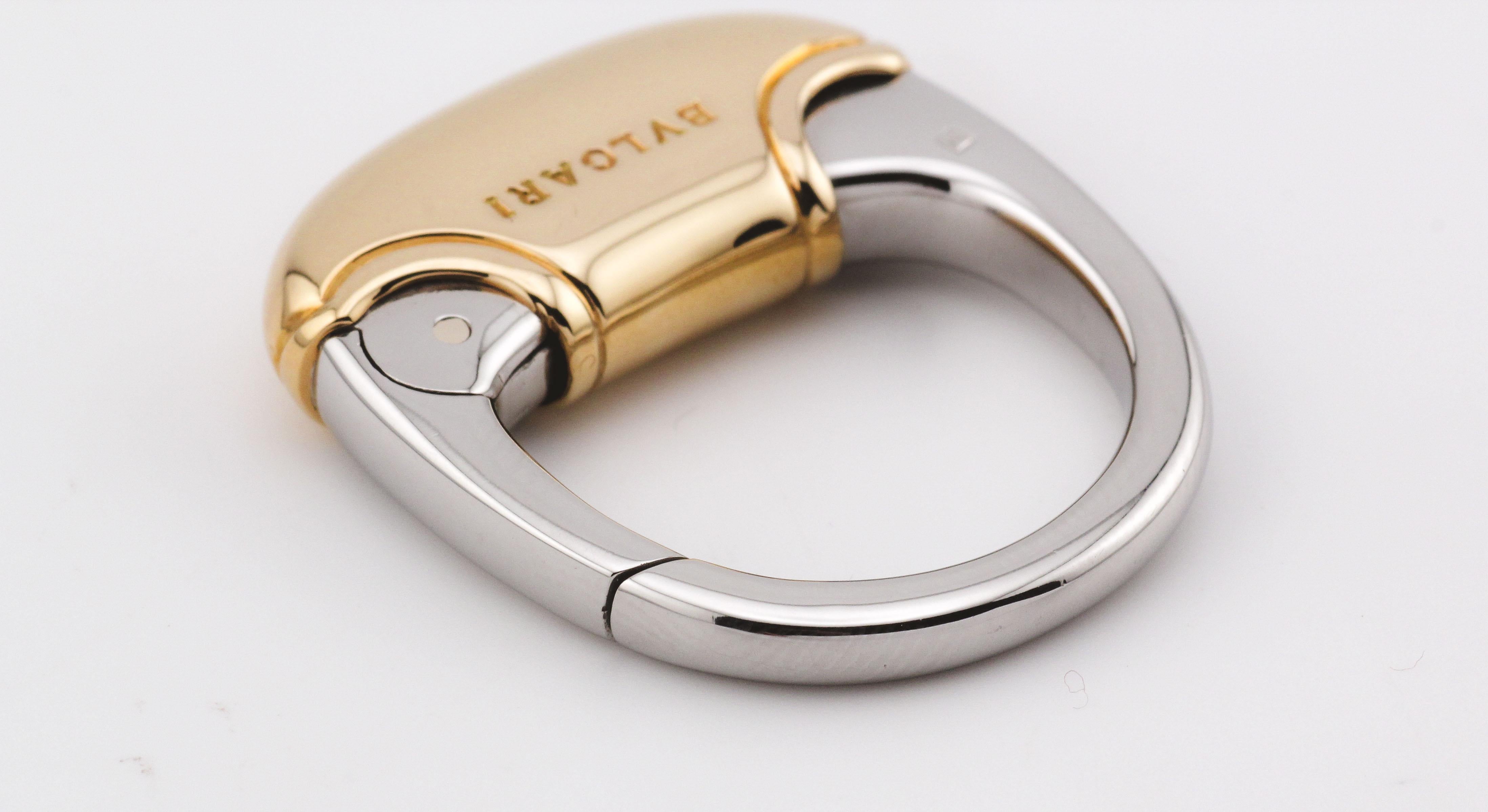 Portachiavi Bulgari in acciaio dorato 18k in vendita 2